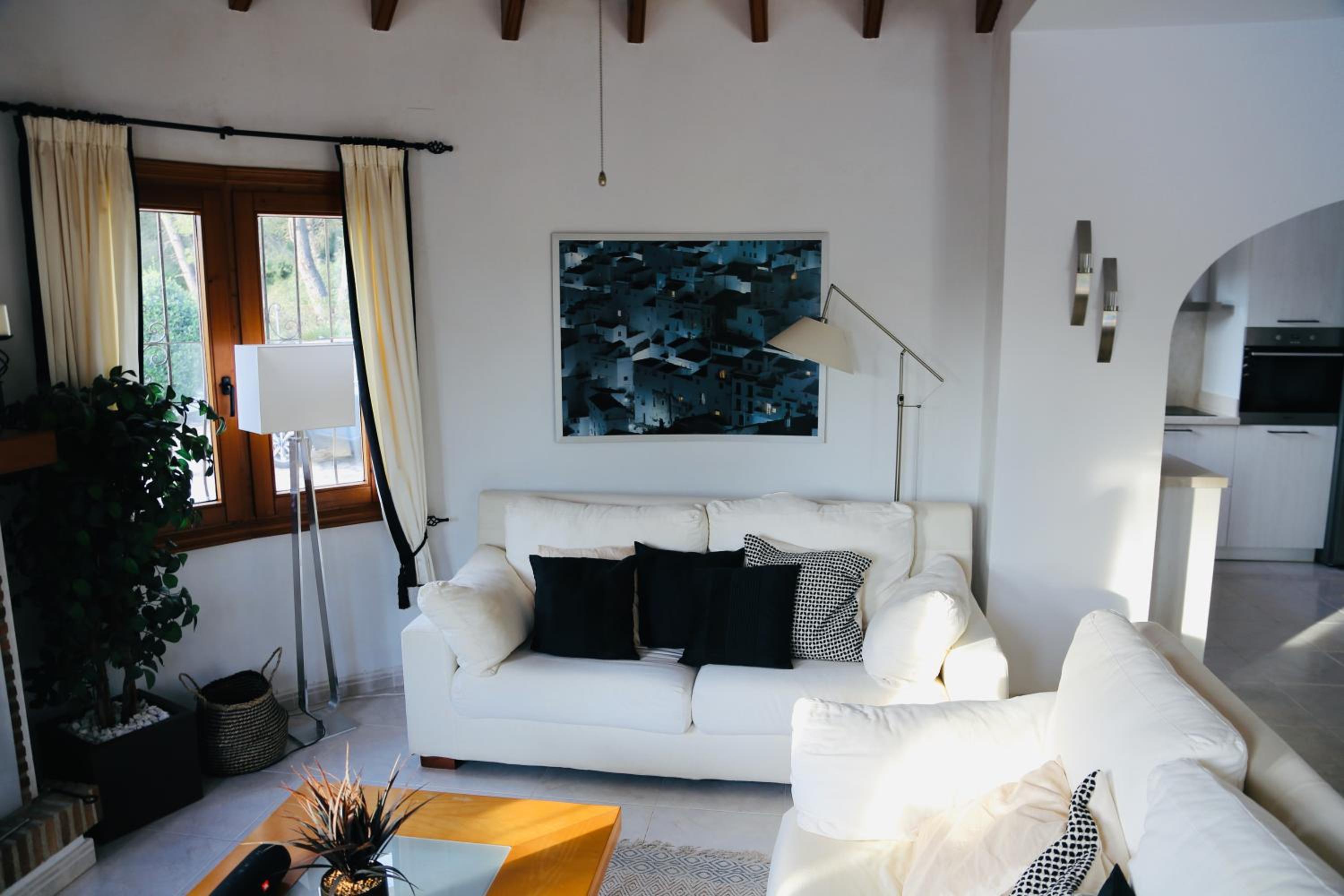 Three-Bedroom Villa photo 3
