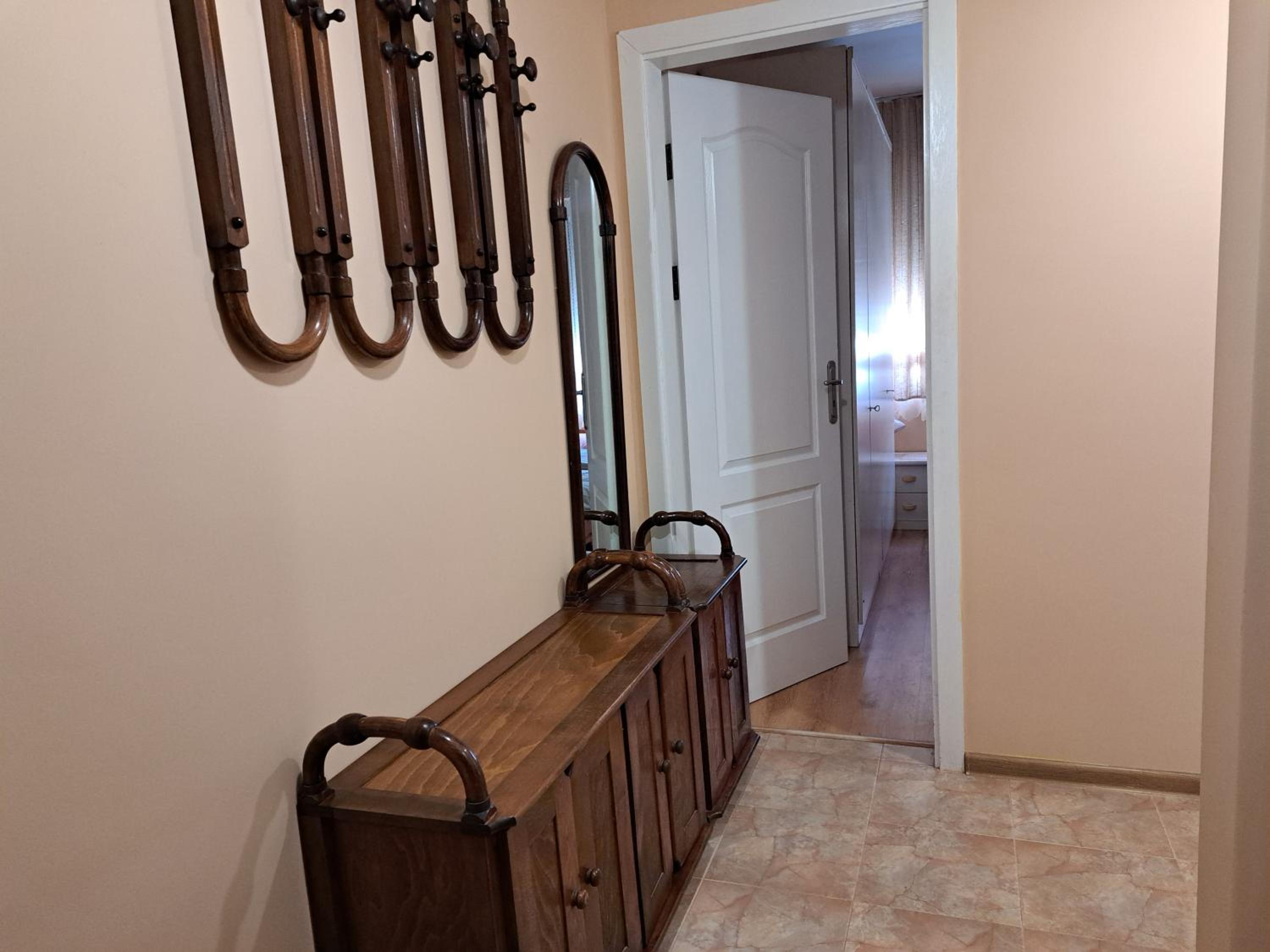 One-Bedroom Apartment - Photo 23
