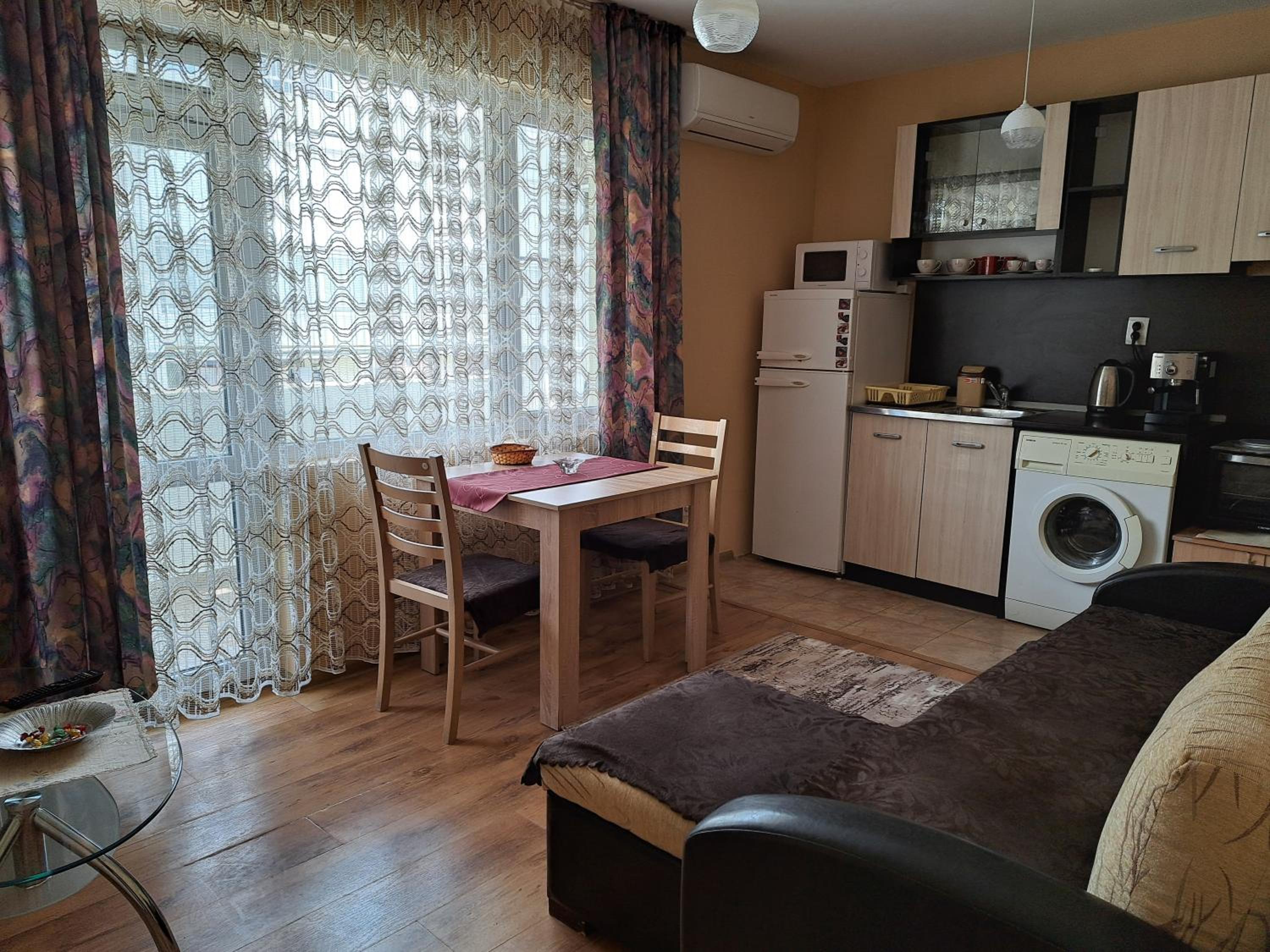 One-Bedroom Apartment - Photo 30