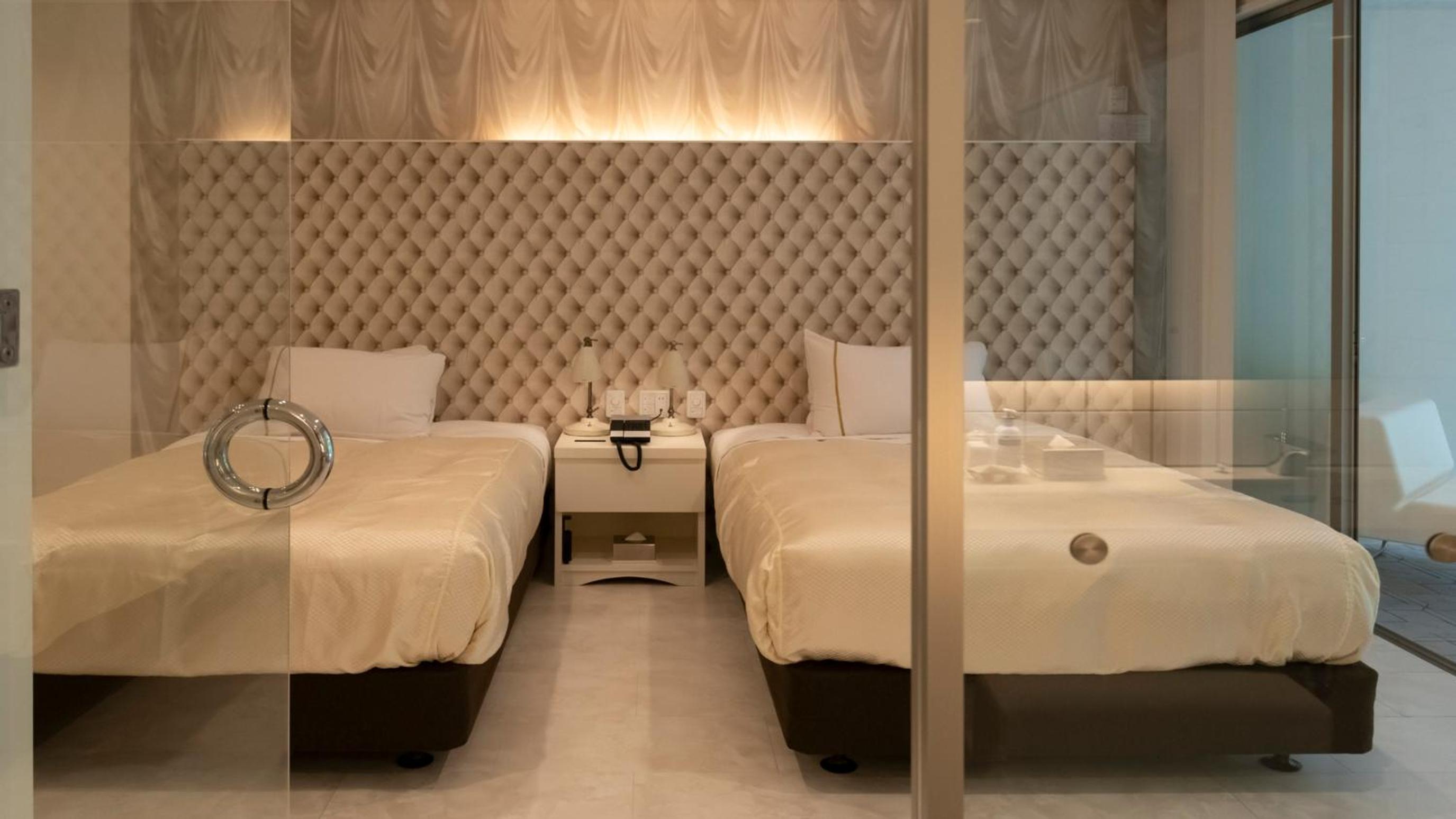 Twin Room with River View & Open Air Bath - Photo 4