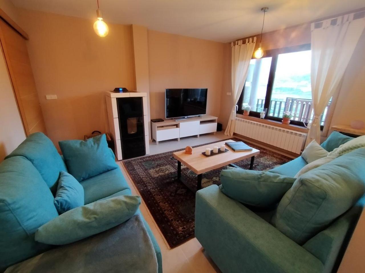 Villa de Tres Habitaciones