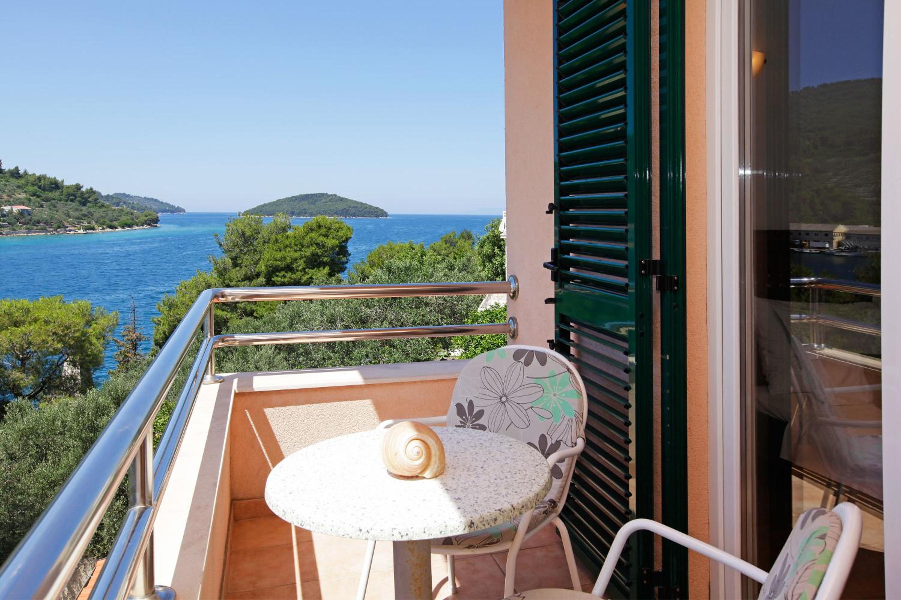 Special Offer - One-Bedroom Apartment with Balcony and Sea View - Complimentary Dinner Included photo 3