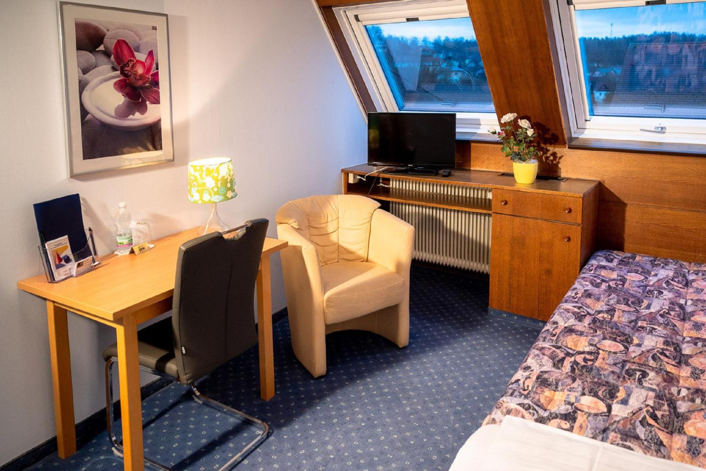 Single Room photo 1