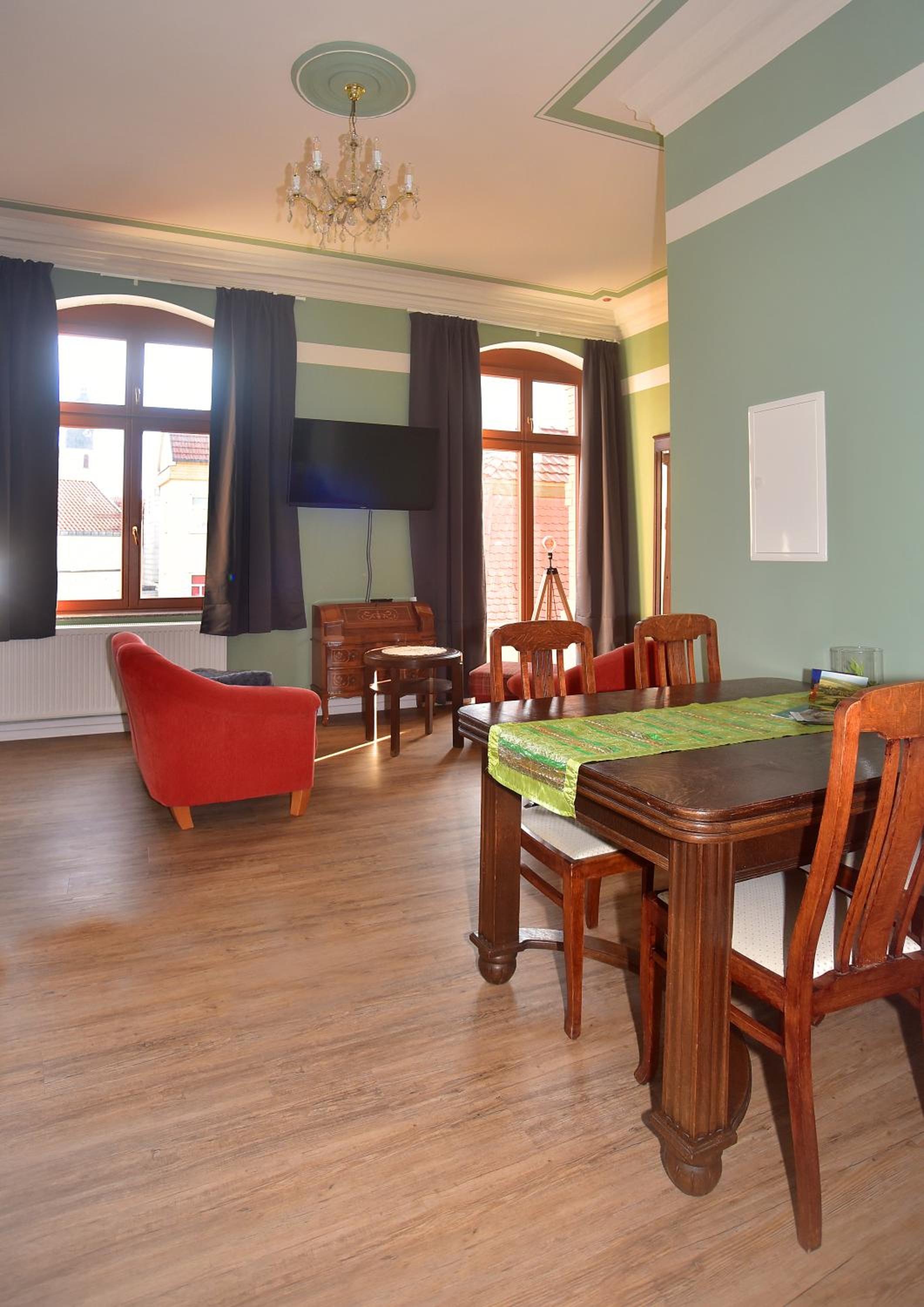Two-Bedroom Apartment - Karl Wezel photo 2