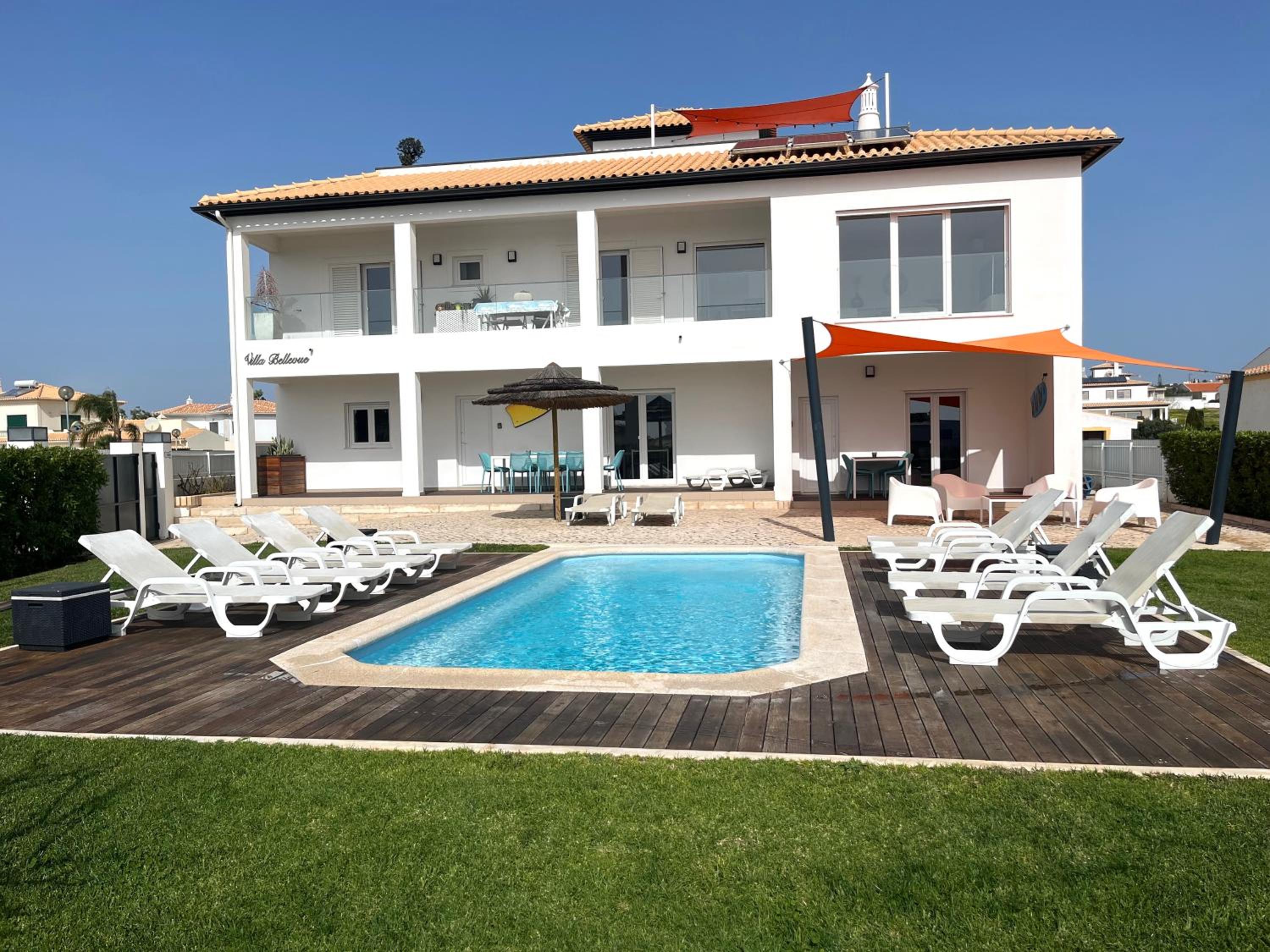 Villa photo 3