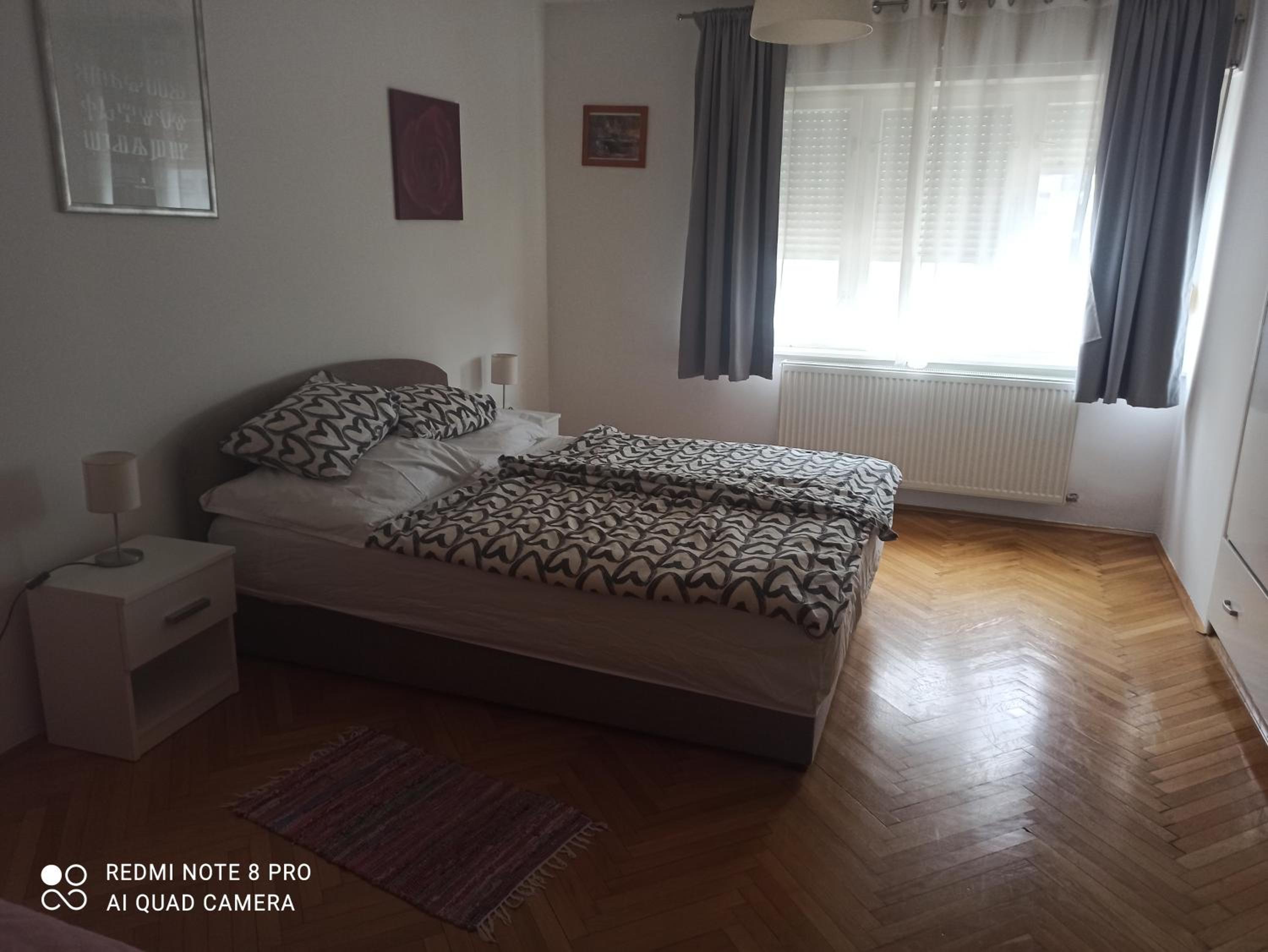 One-Bedroom Apartment - Photo 33