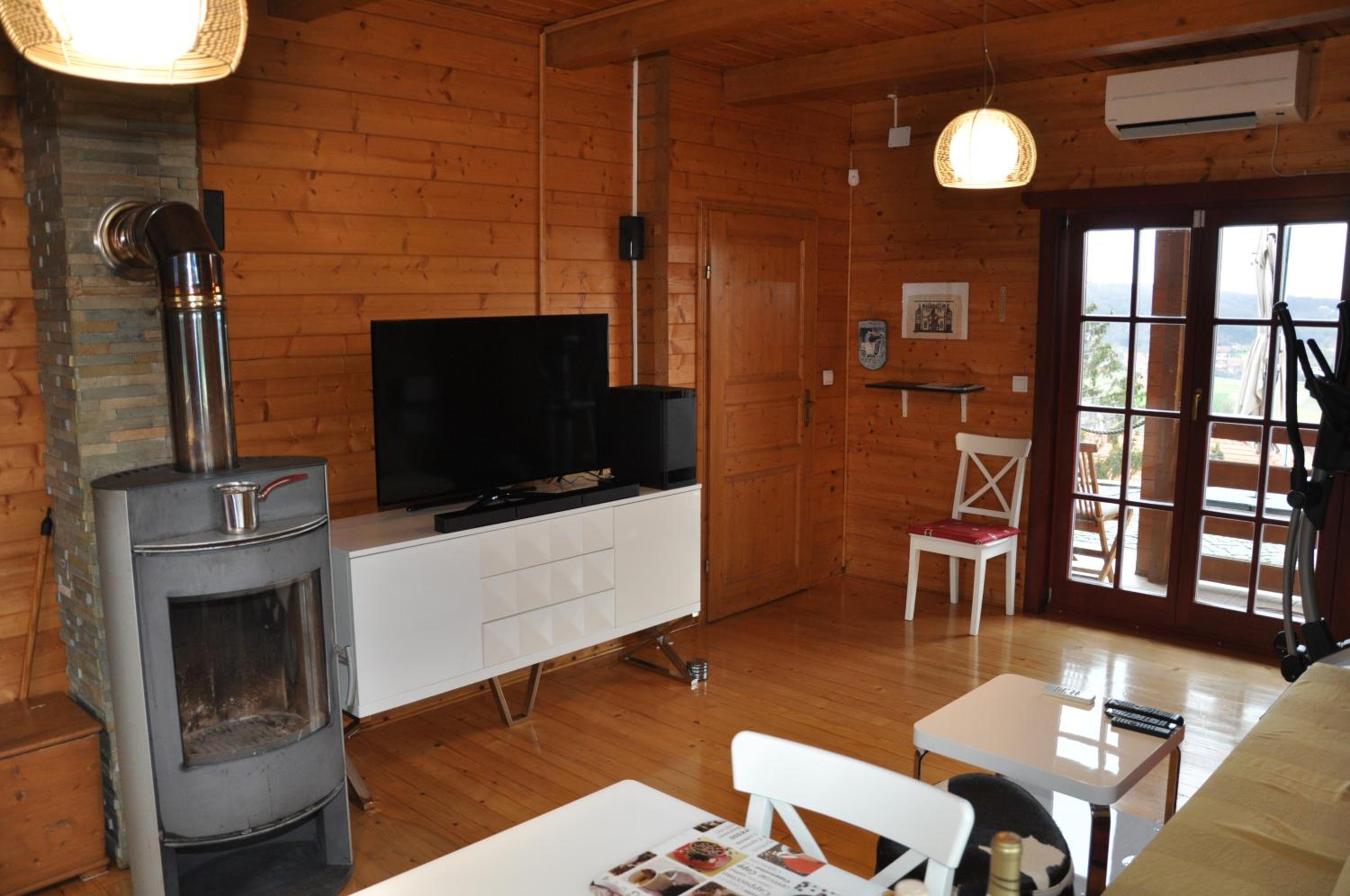 One-Bedroom Apartment - Photo 40