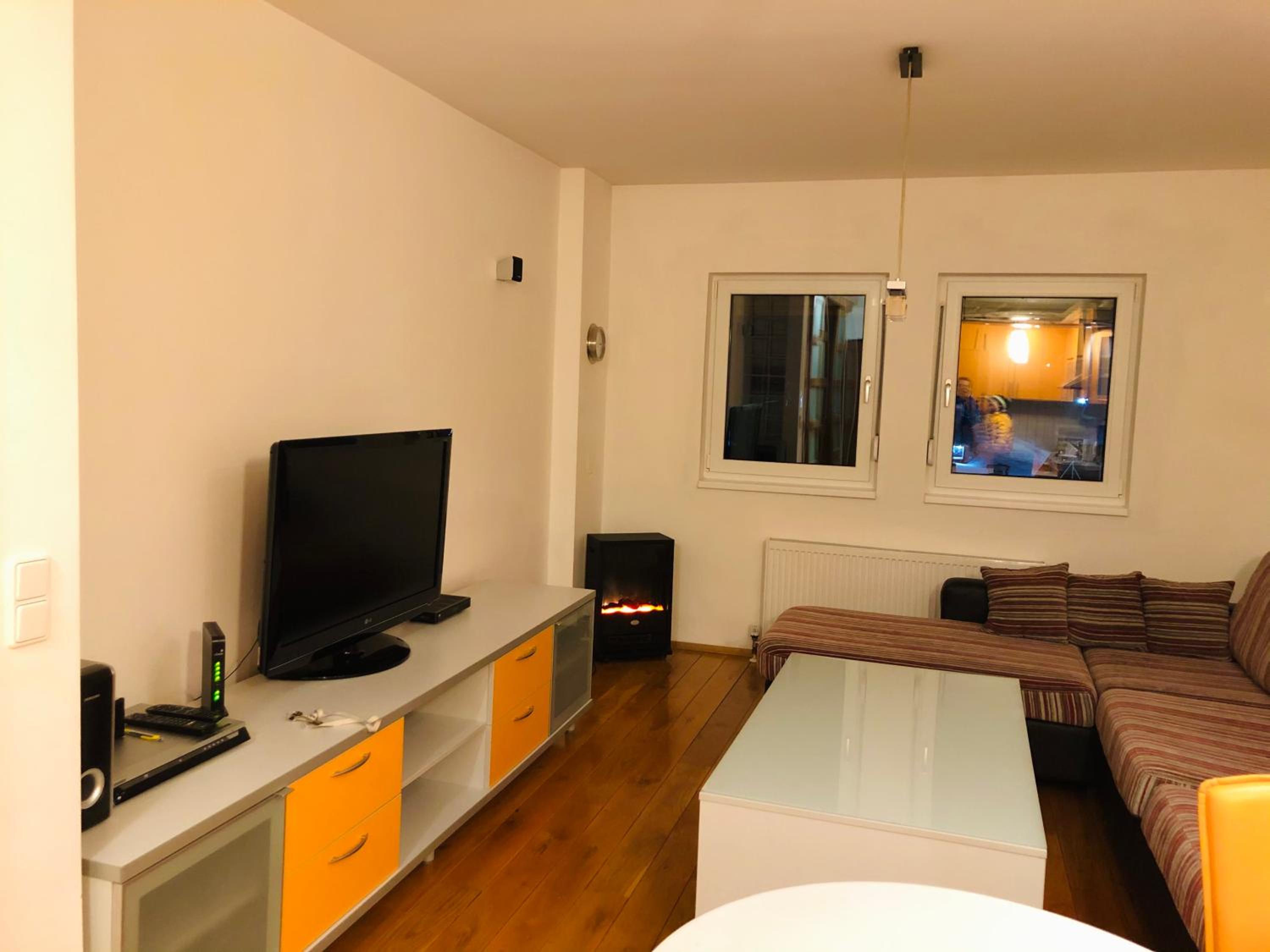 One-Bedroom Apartment photo 3