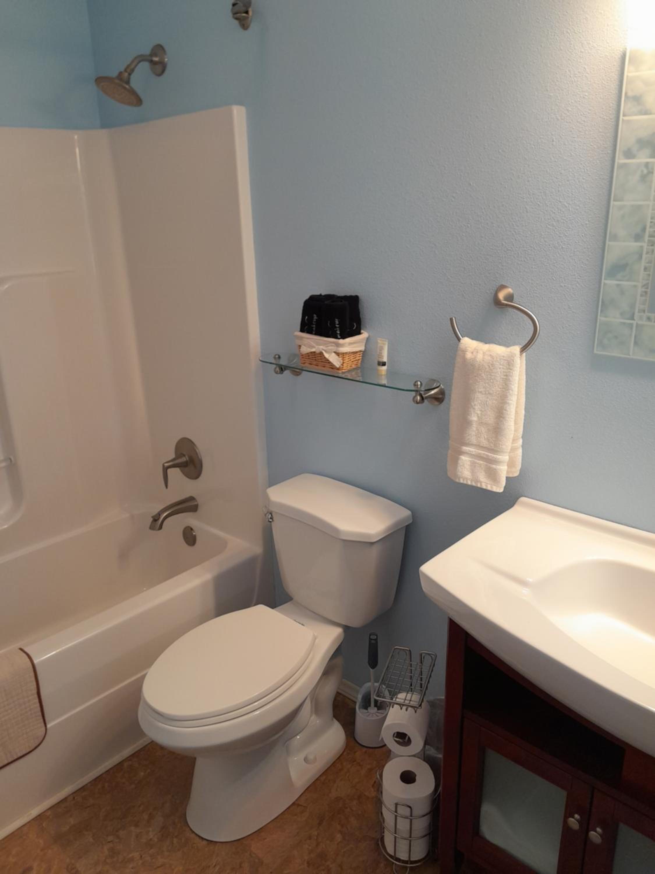 Standard Queen Room - Photo 3