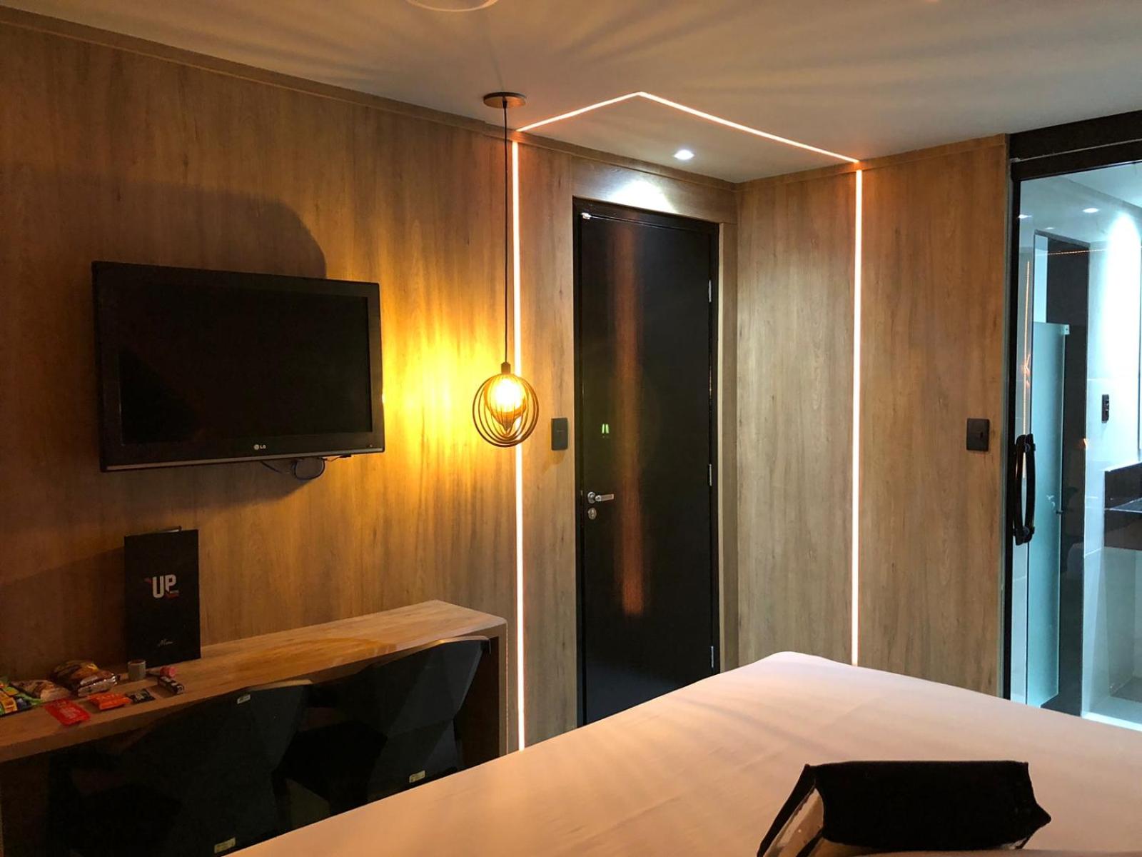 Queen Room with Spa Bath
