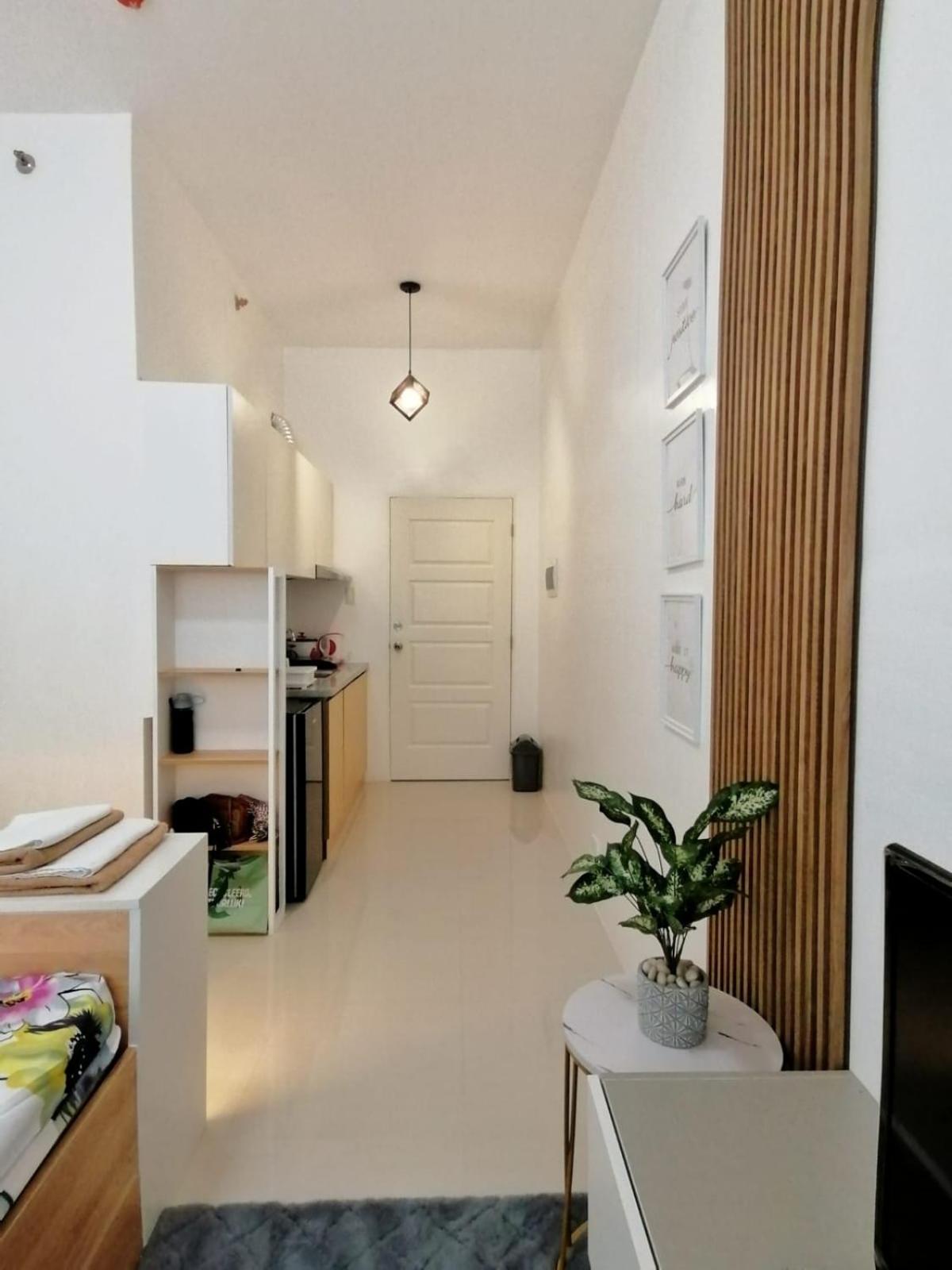 Studio Apartment photo 3