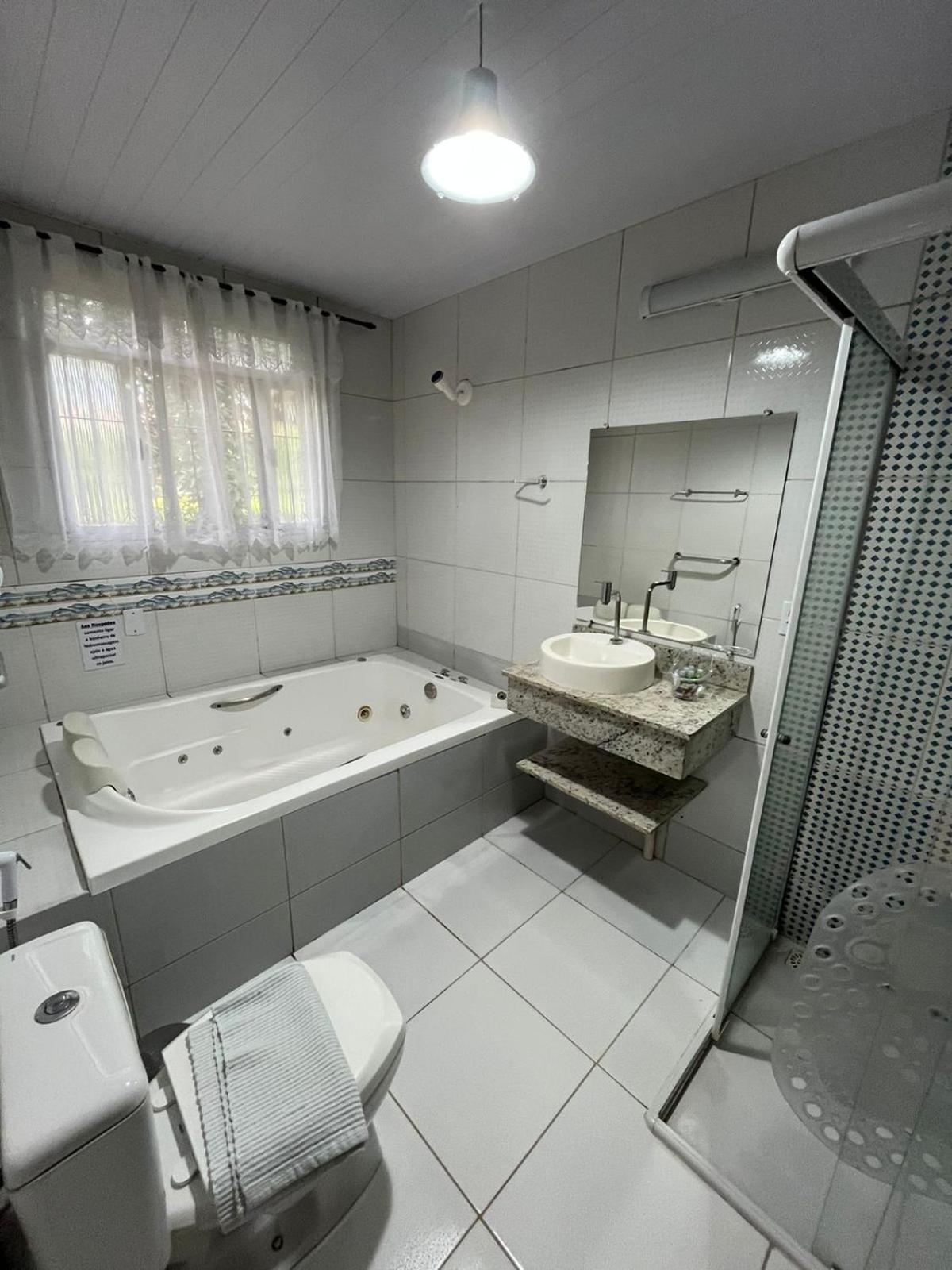 Suite with King Size Bed and Double Spa Bath