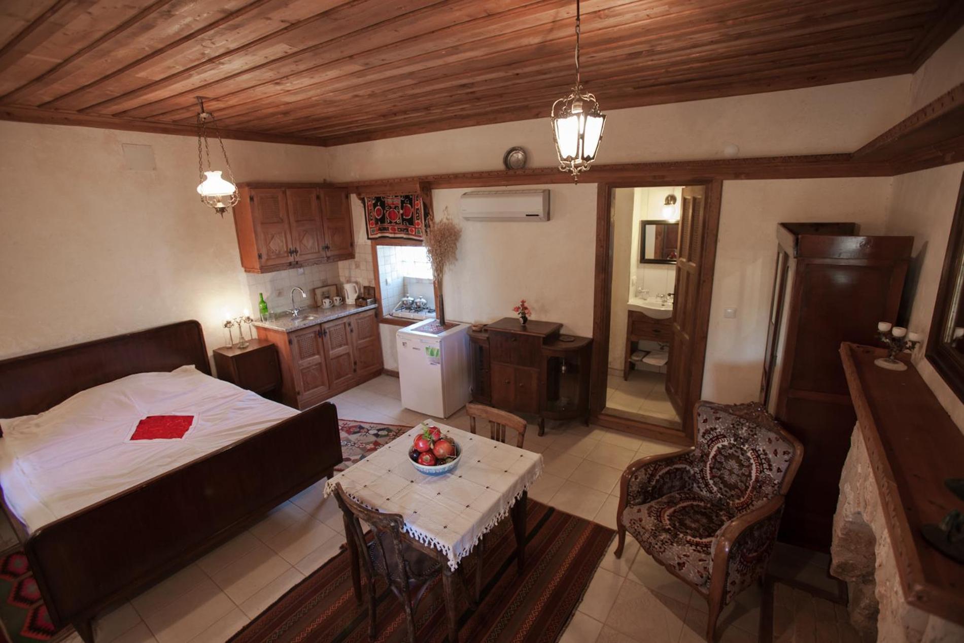 Superior Double Room with Kitchennette - Photo 1