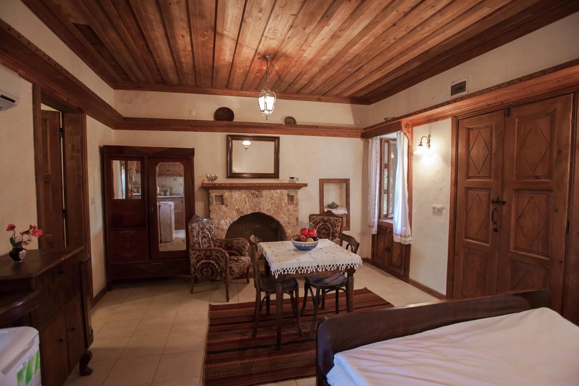 Superior Double Room with Kitchennette - Photo 10