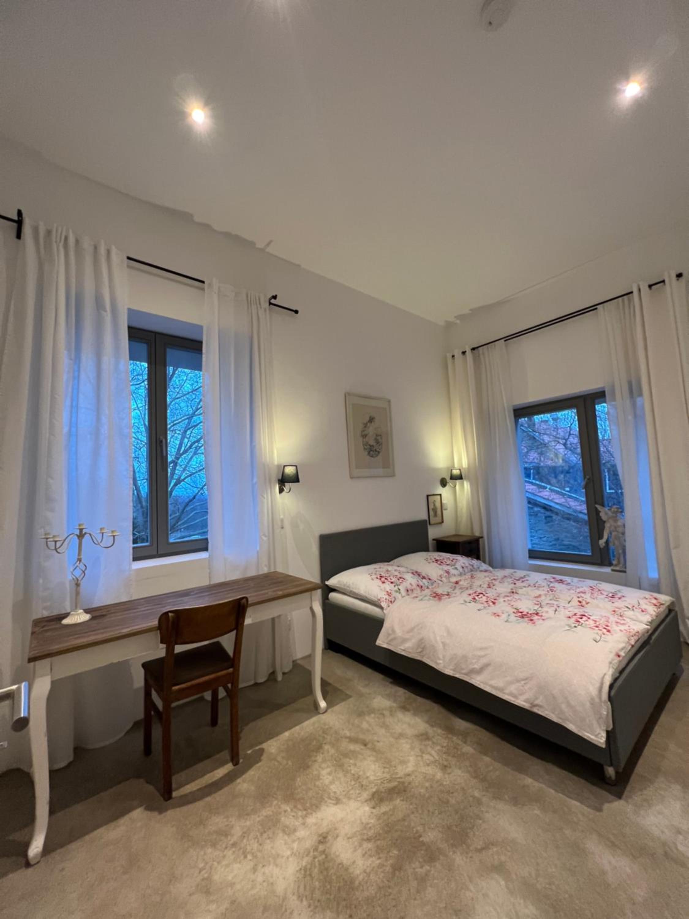 Two-Bedroom House photo 2