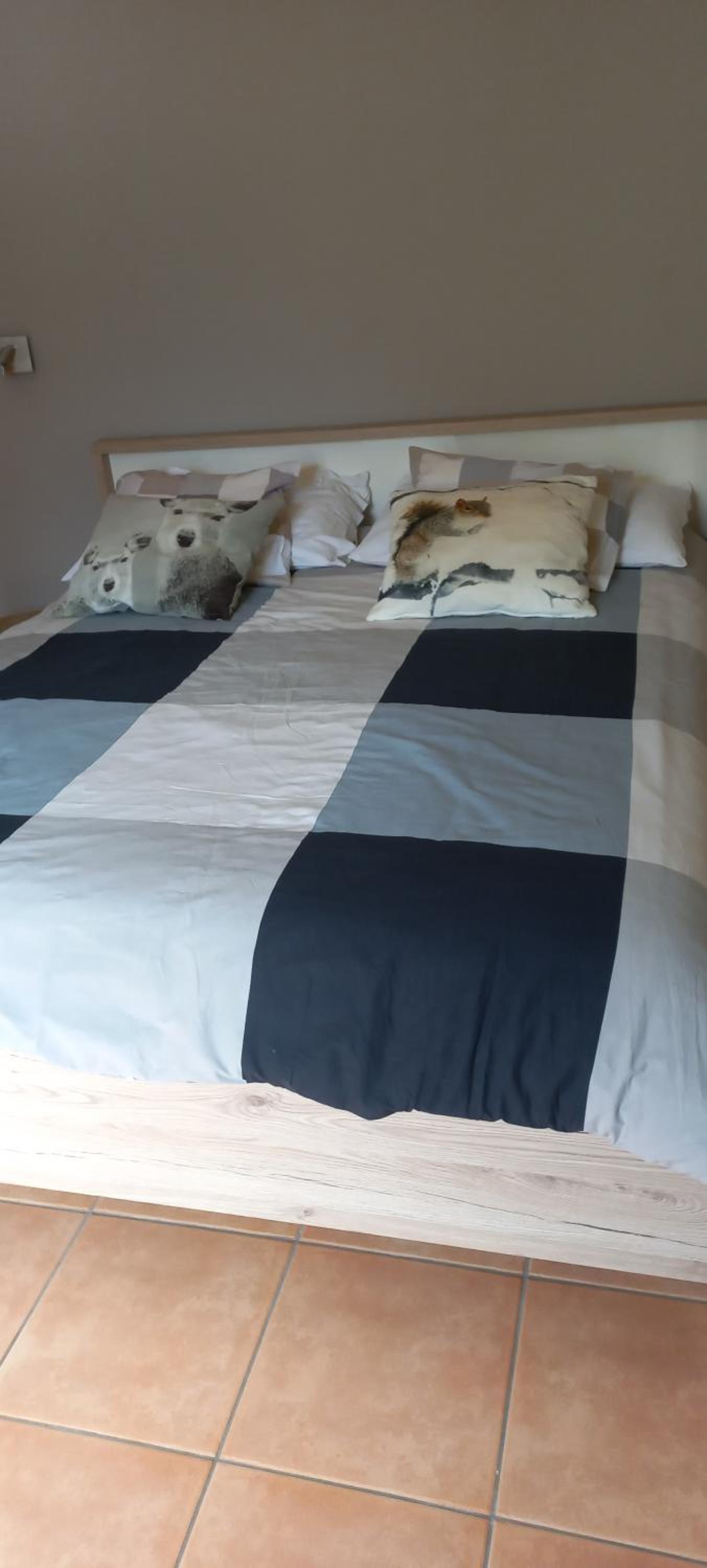 Double Room with Private Bathroom - Photo 4