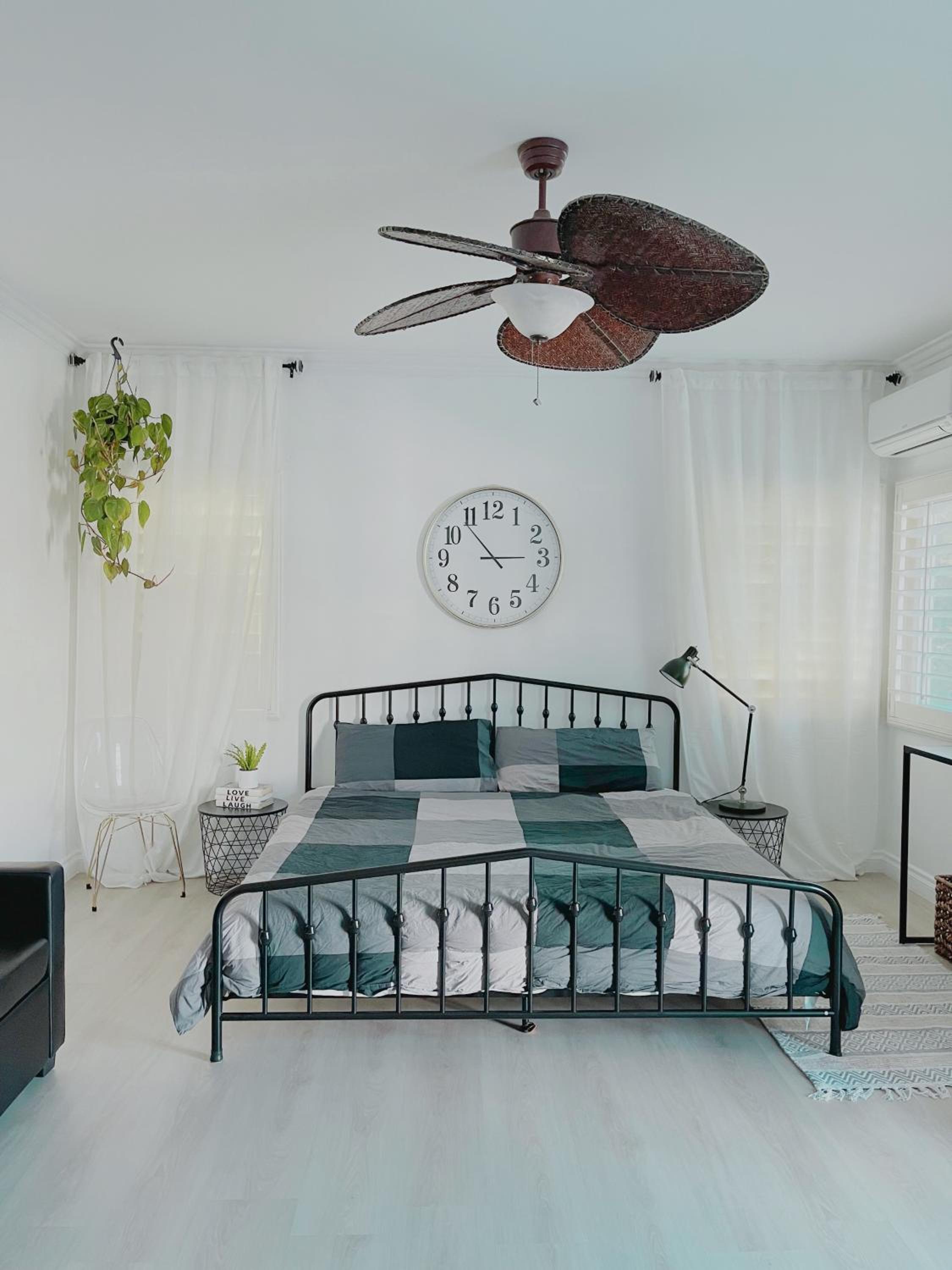 One-Bedroom House photo 1