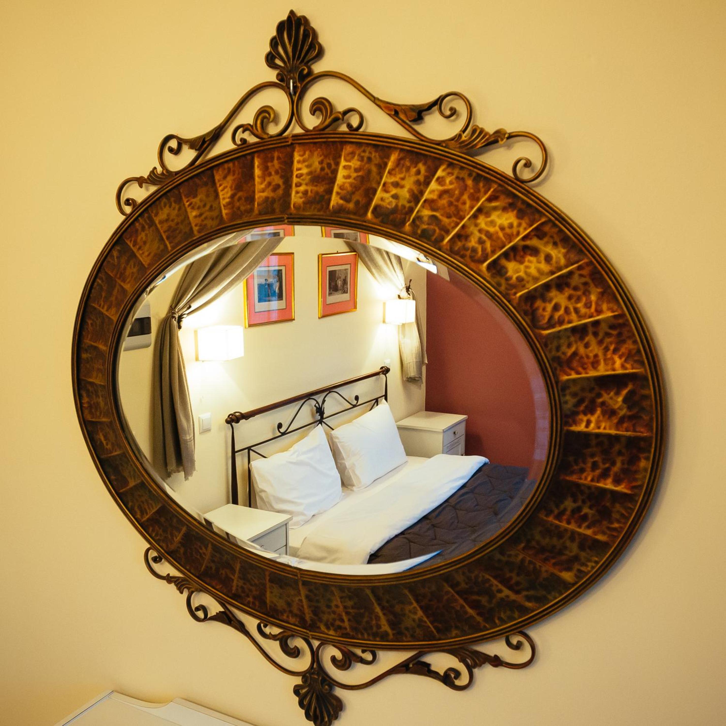 Standard Double Room with City View- Building B - Photo 40