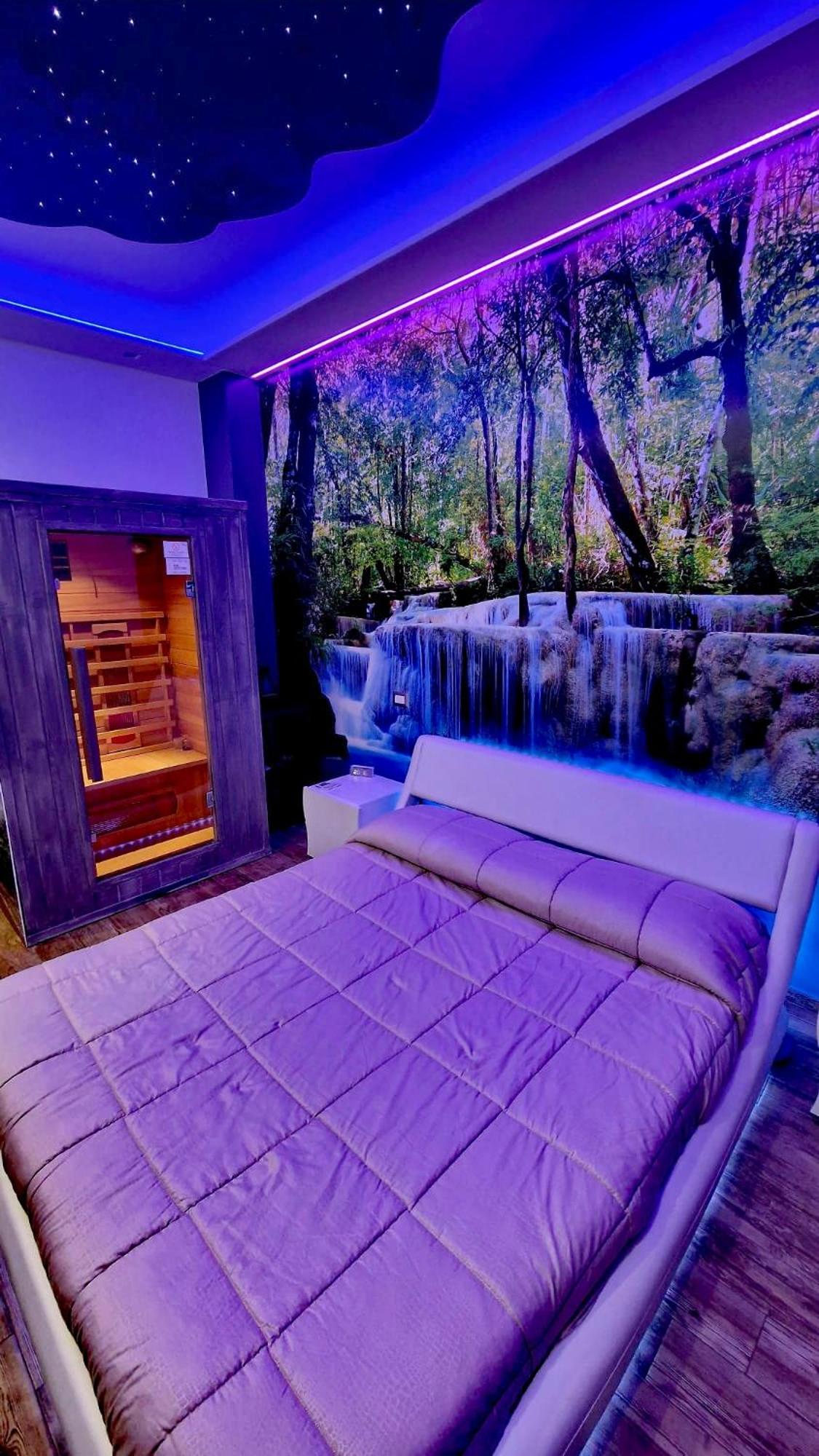 One-Bedroom House - Photo 21