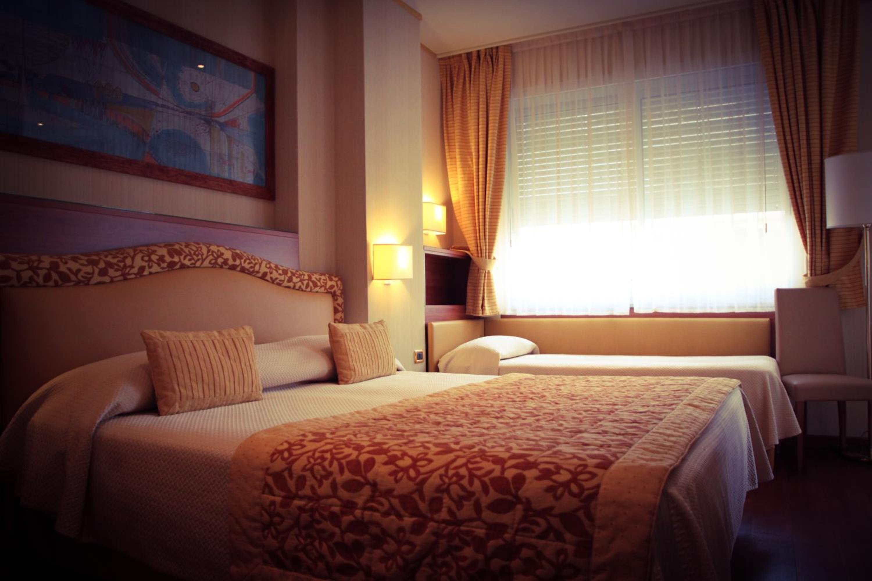 Superior Triple Room - Photo 15
