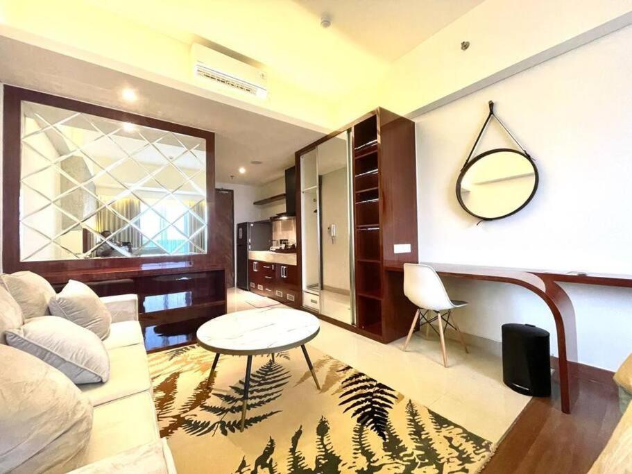 One-Bedroom Apartment photo 2