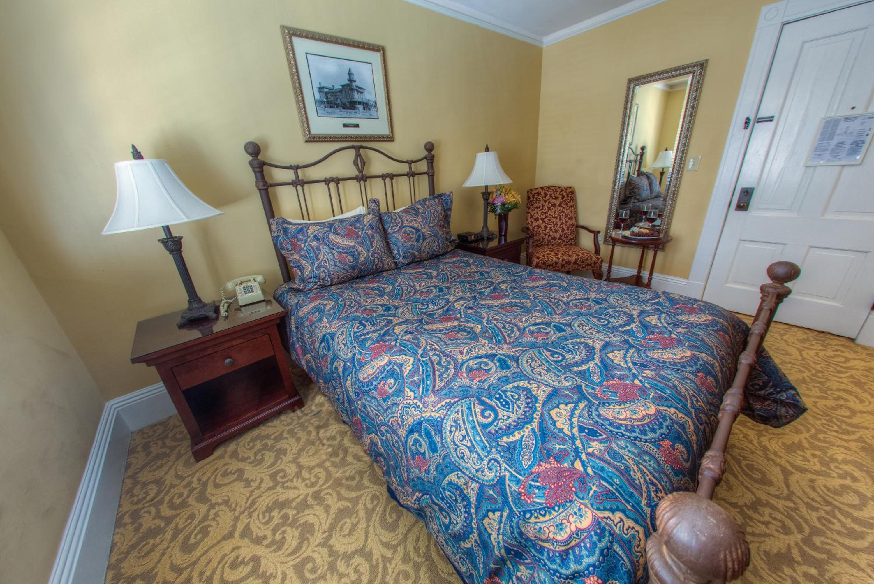 Single Room photo 3