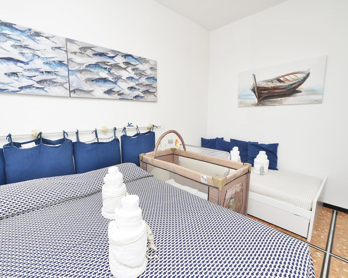 One-Bedroom Apartment with Balcony