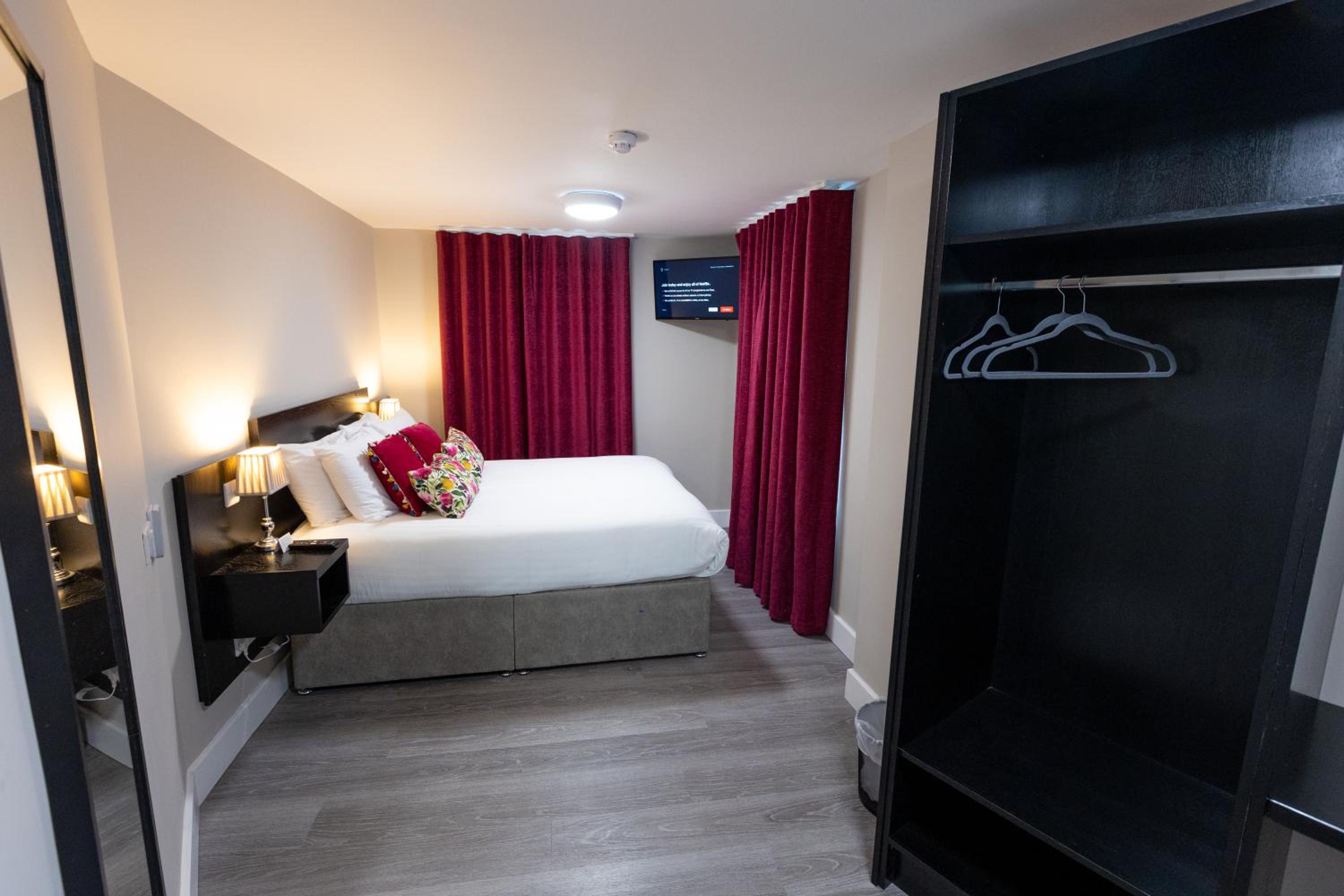 Deluxe Double Room - Photo 1