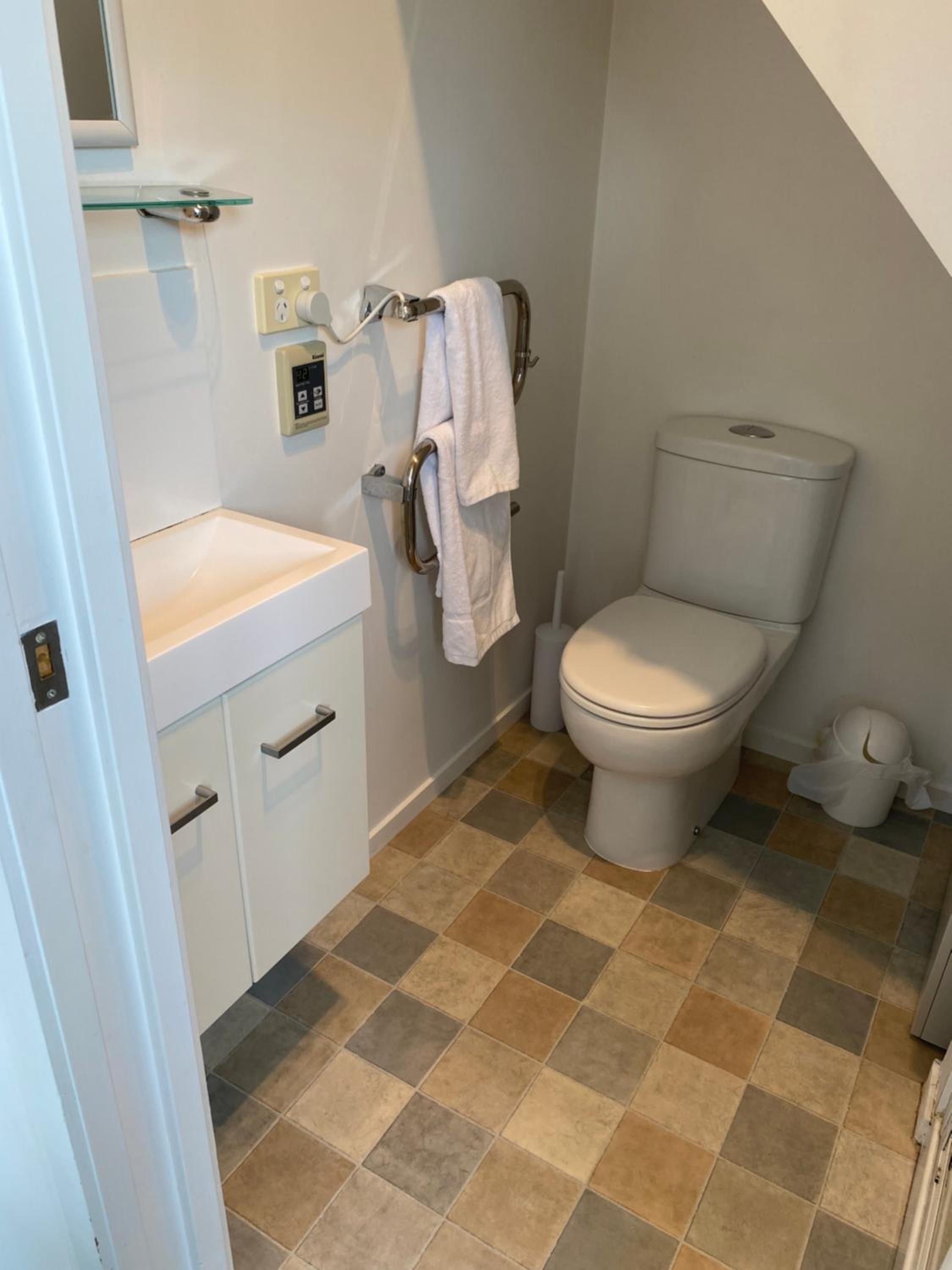 Studio Apartment photo 2