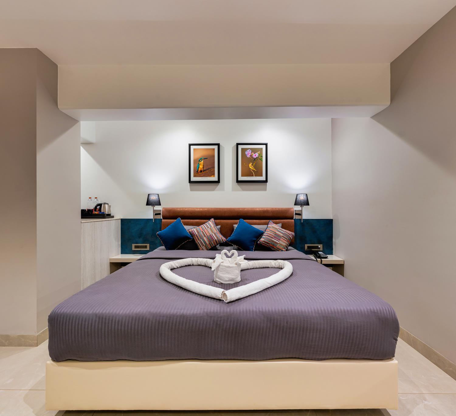 Deluxe Room - Photo 10