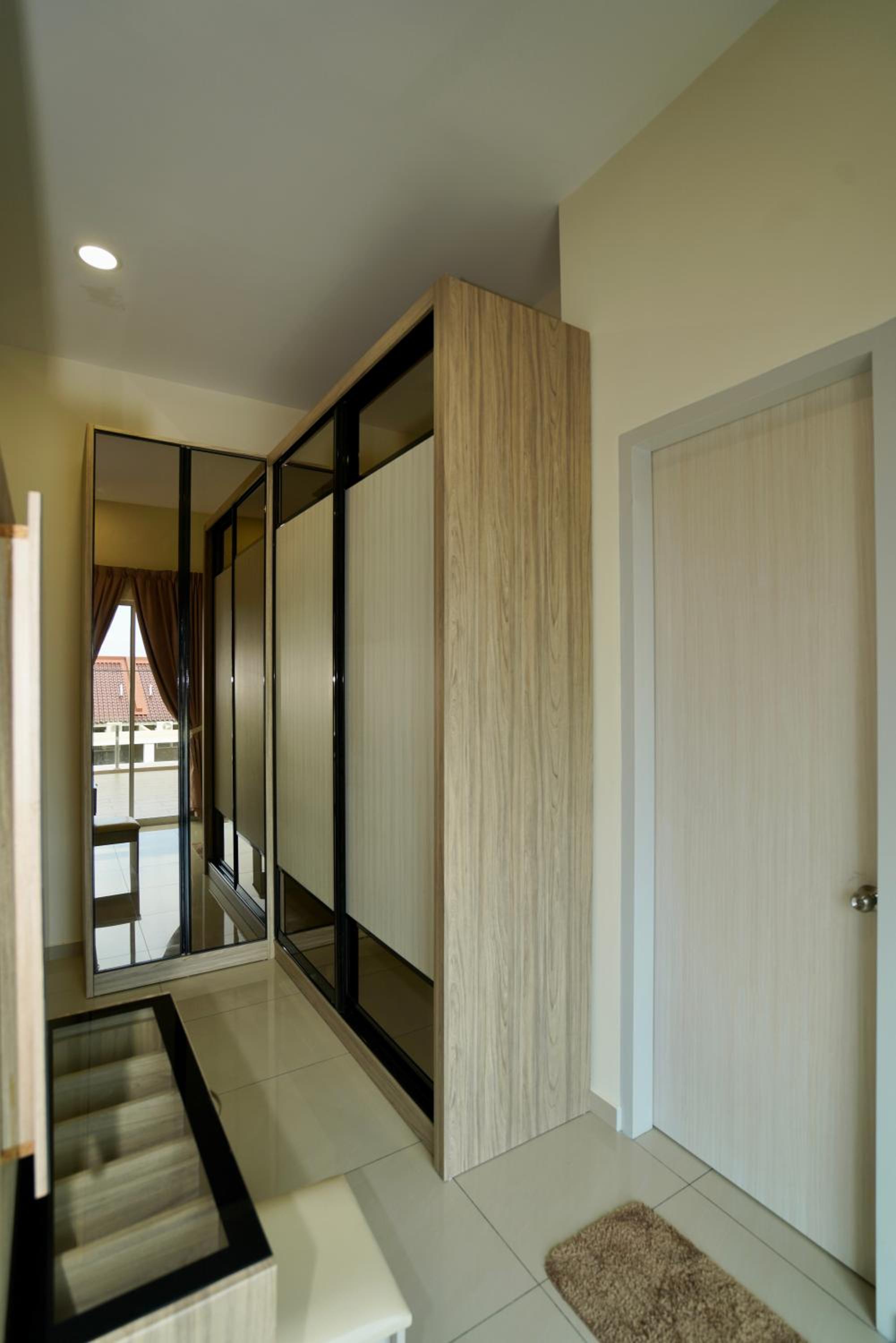 Four-Bedroom House photo 2