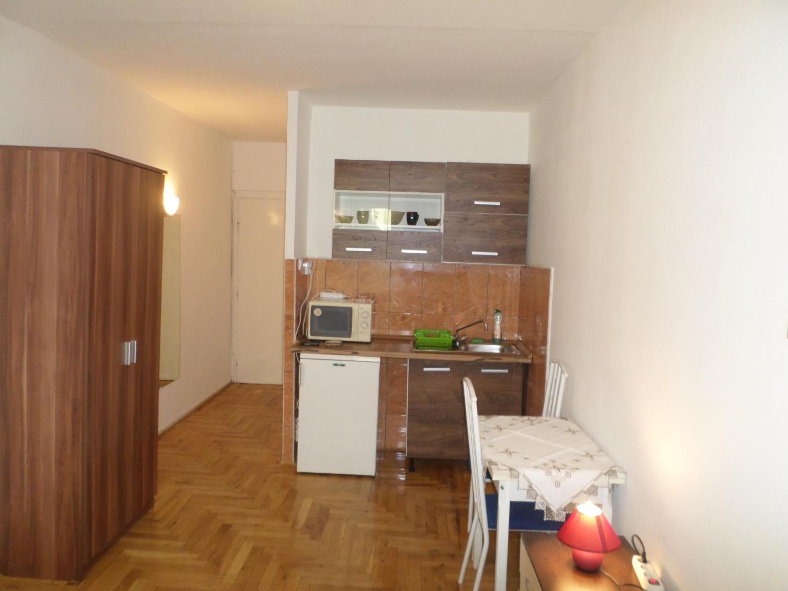 Apartment - Photo 21