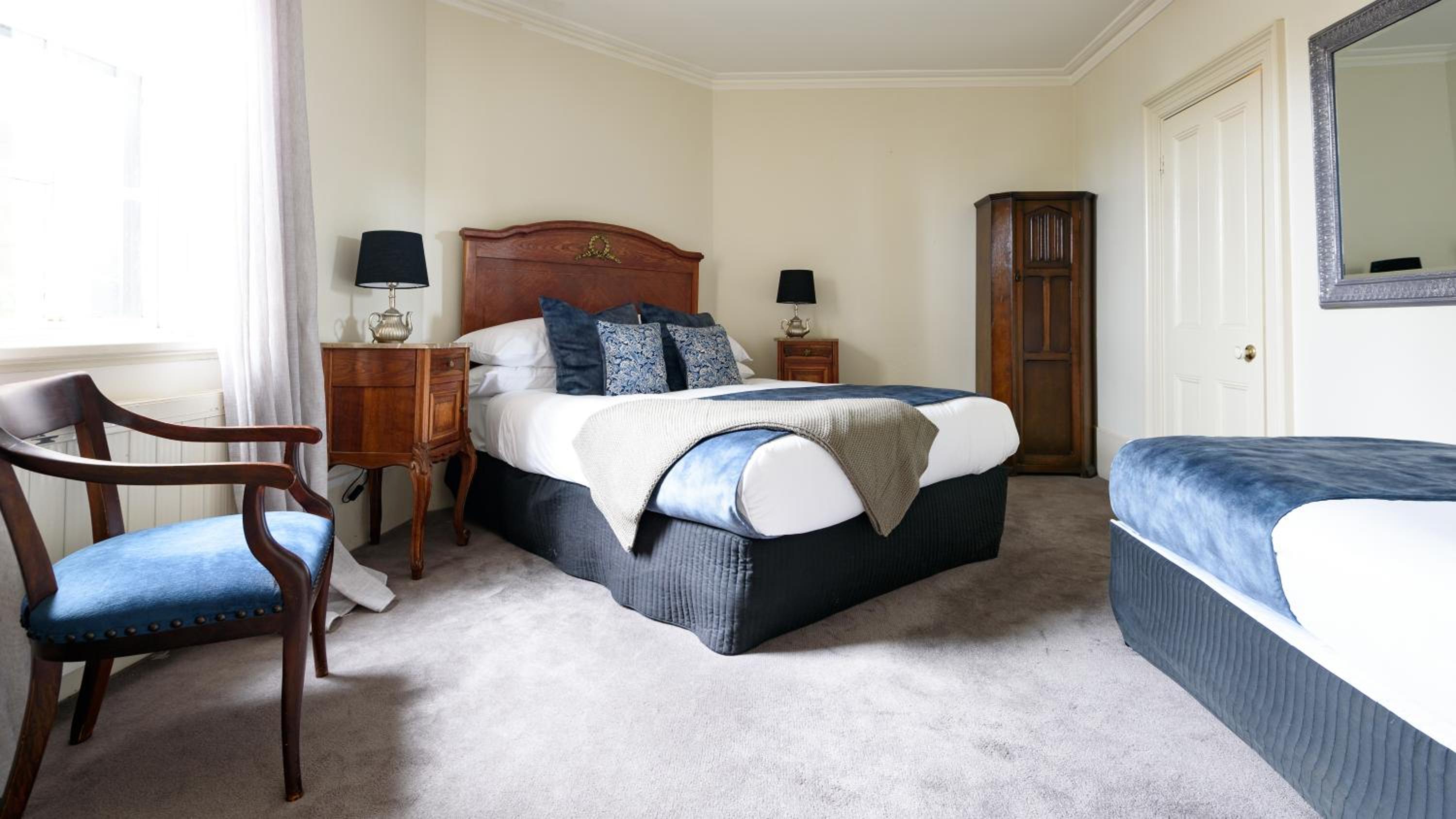 Deluxe Double or Twin Room photo 1