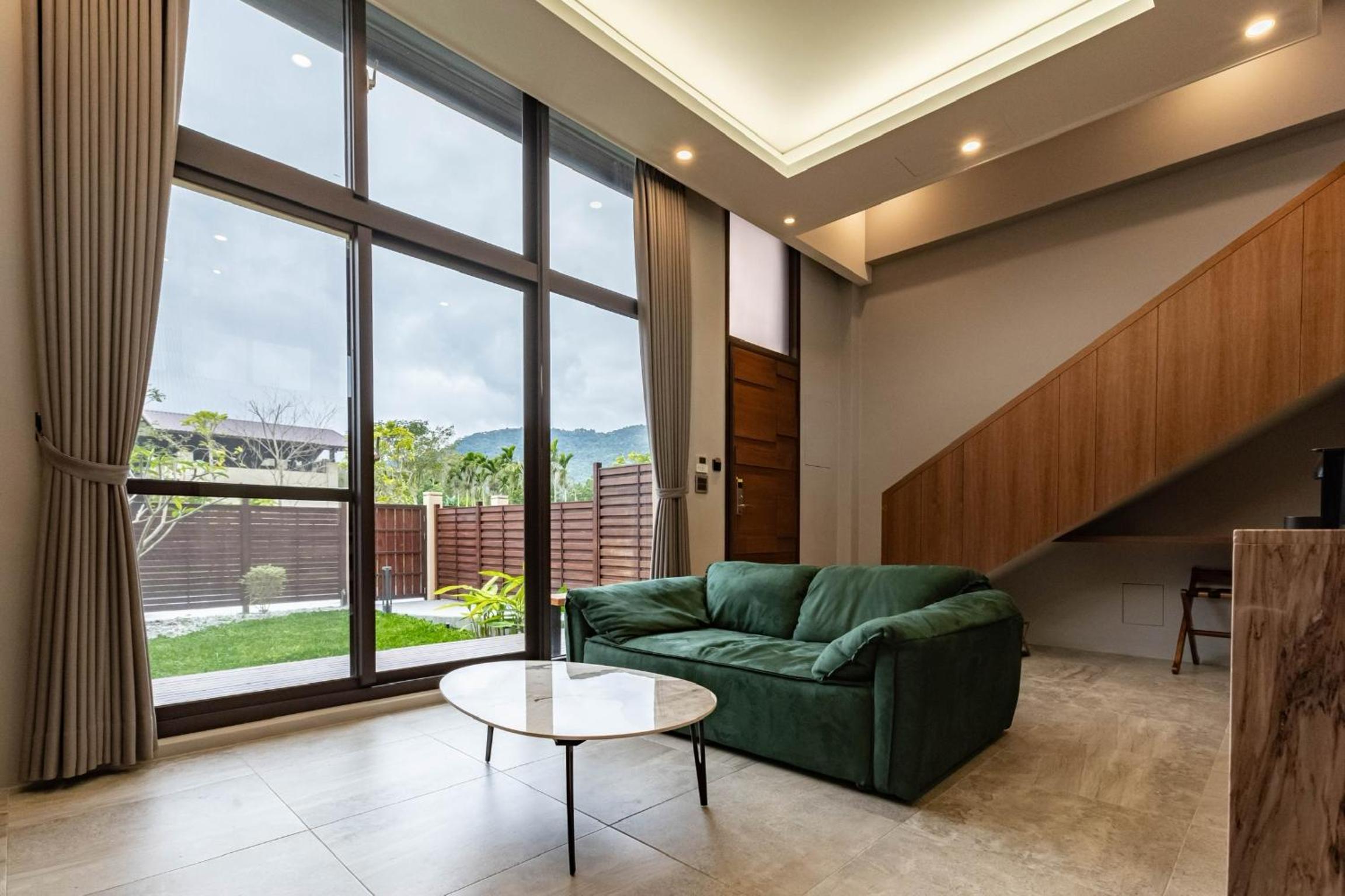 Deluxe Family Room - Photo 4