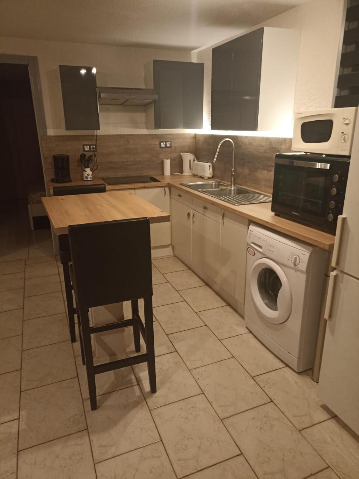 Apartment photo 1