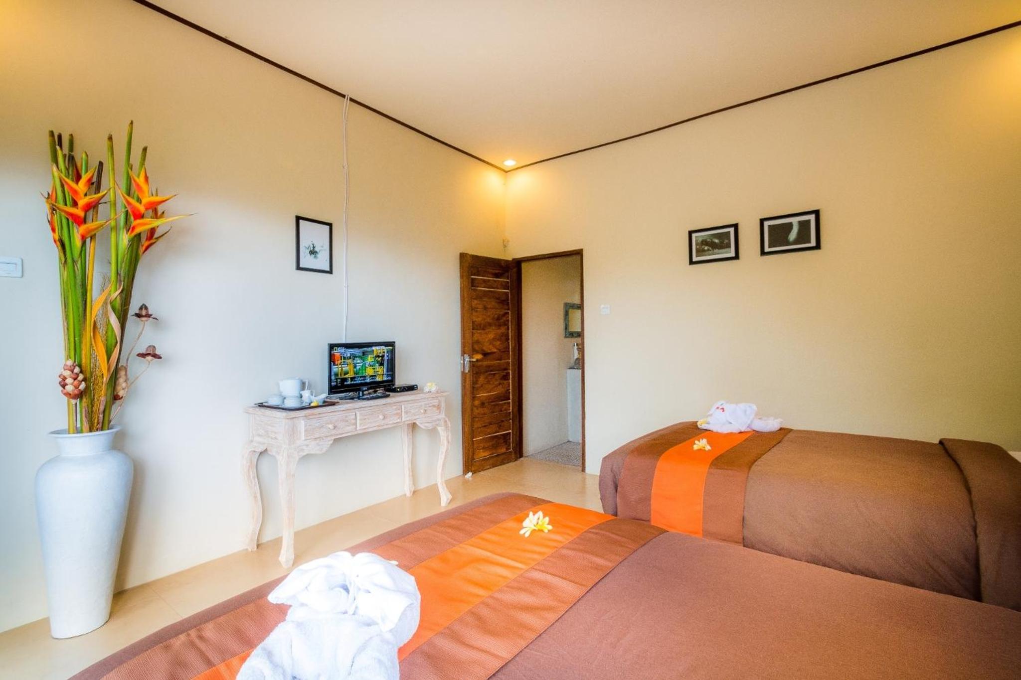Standard Double or Twin Room photo 1