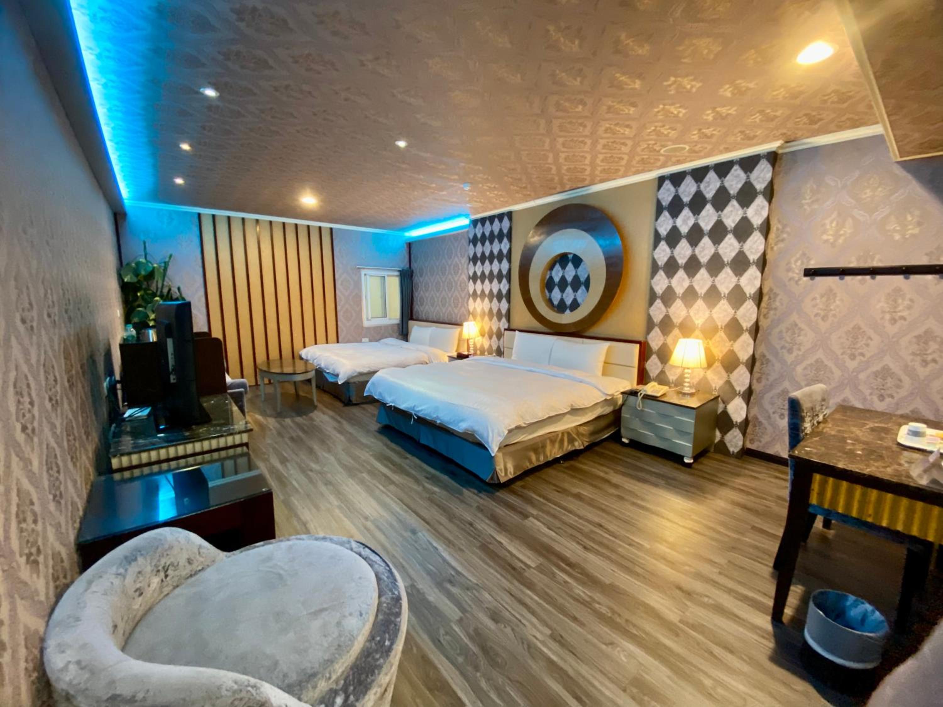 Quadruple Room with Bath photo 1