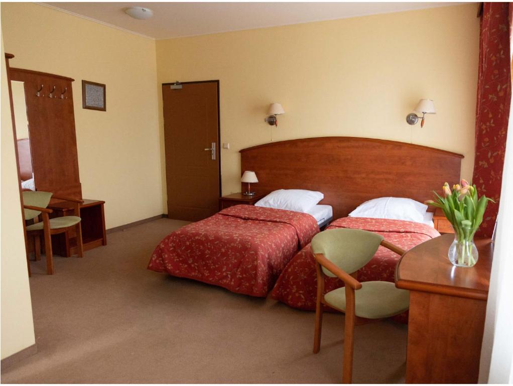 Deluxe Double or Twin Room - Photo 4