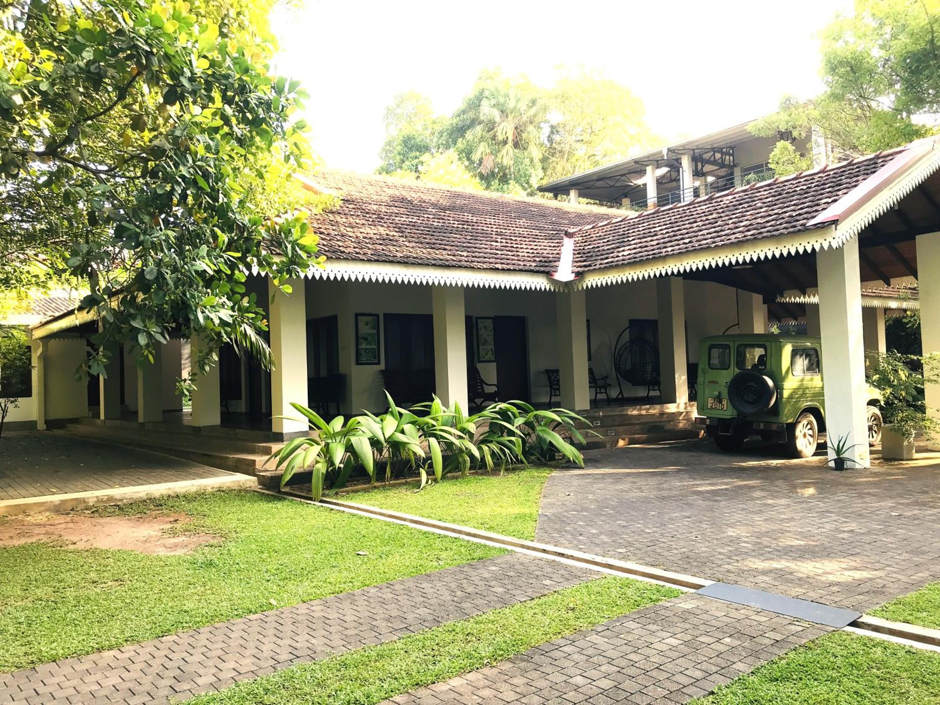 Double Room with Free Airport Transfer photo 2