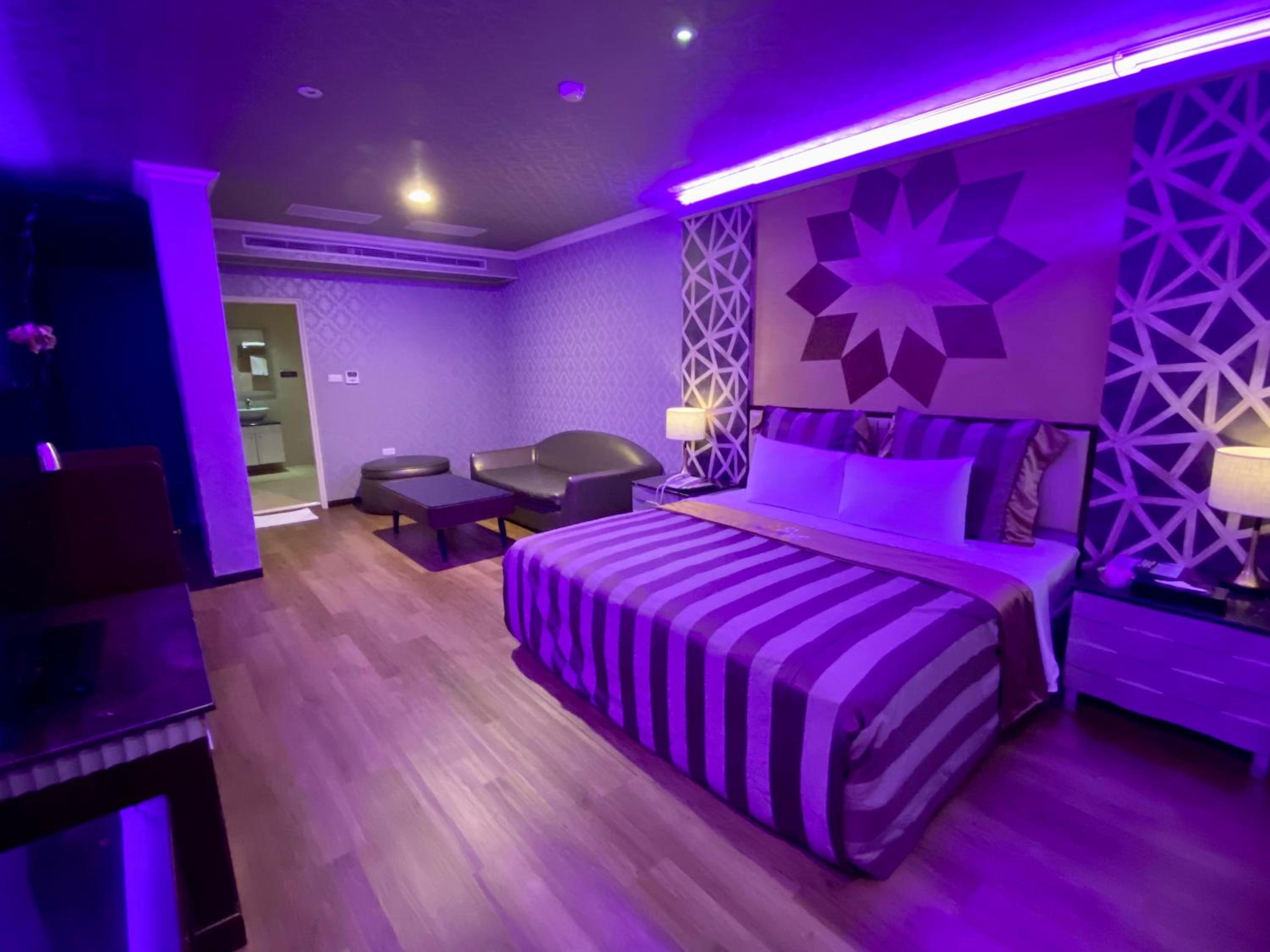 Queen Room with Spa Bath photo 2