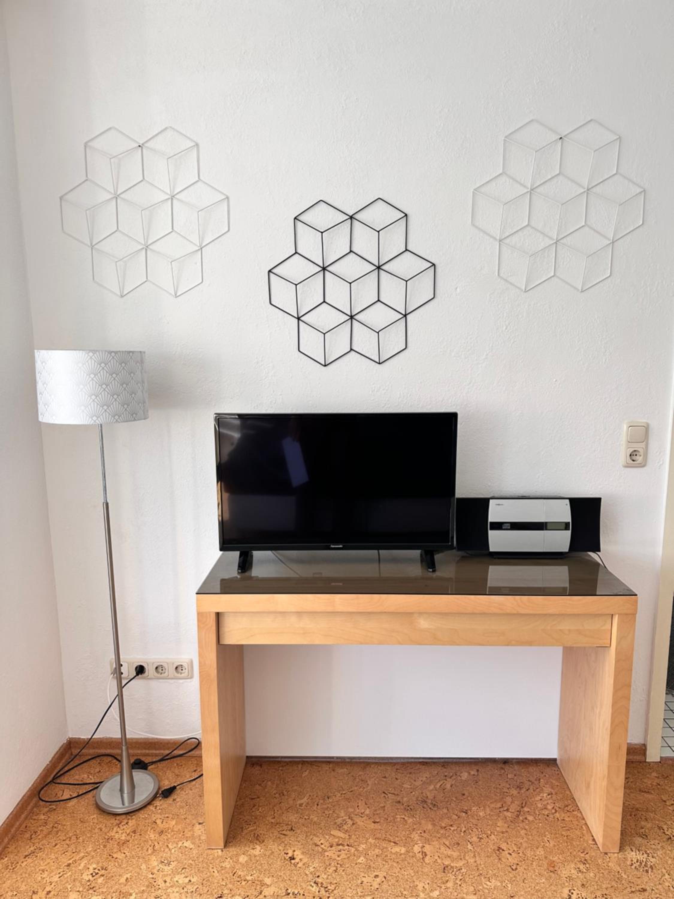 One-Bedroom Apartment photo 2