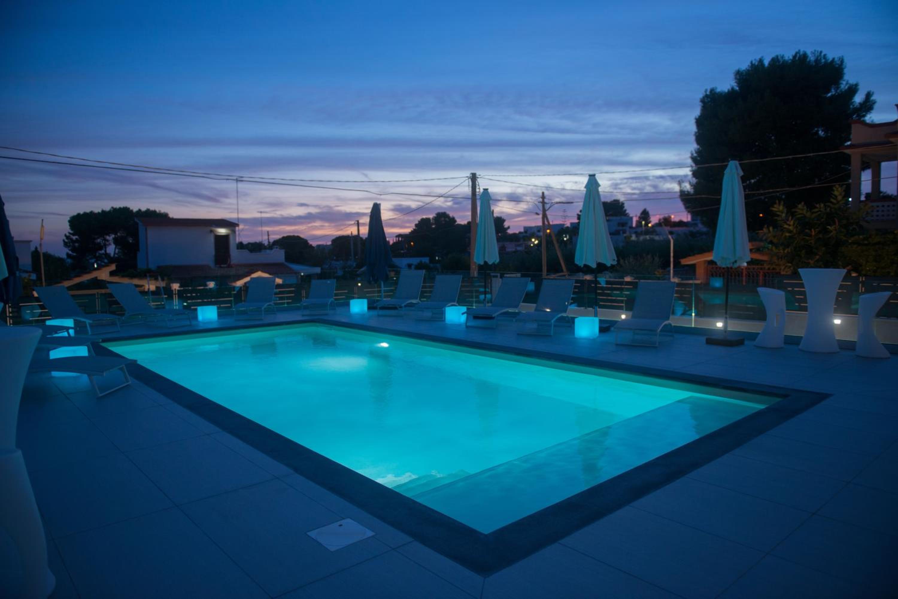 Family Room With Private Bathroom photo 2