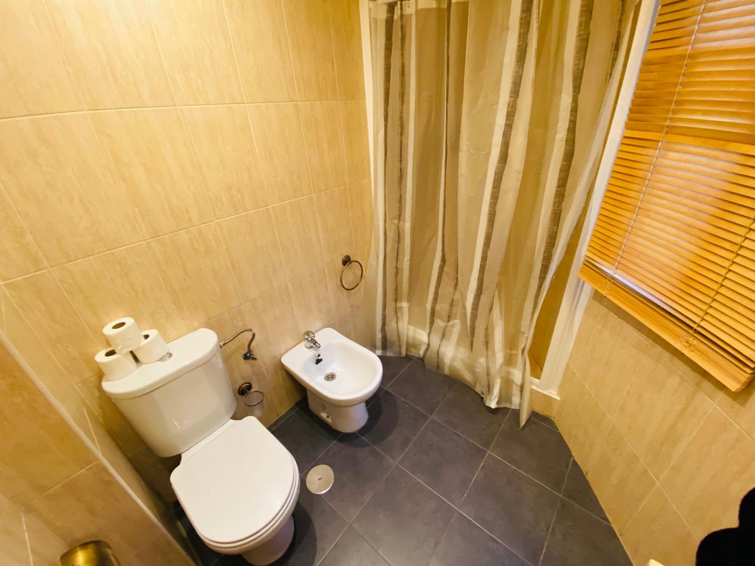 One-Bedroom Apartment - Photo 14