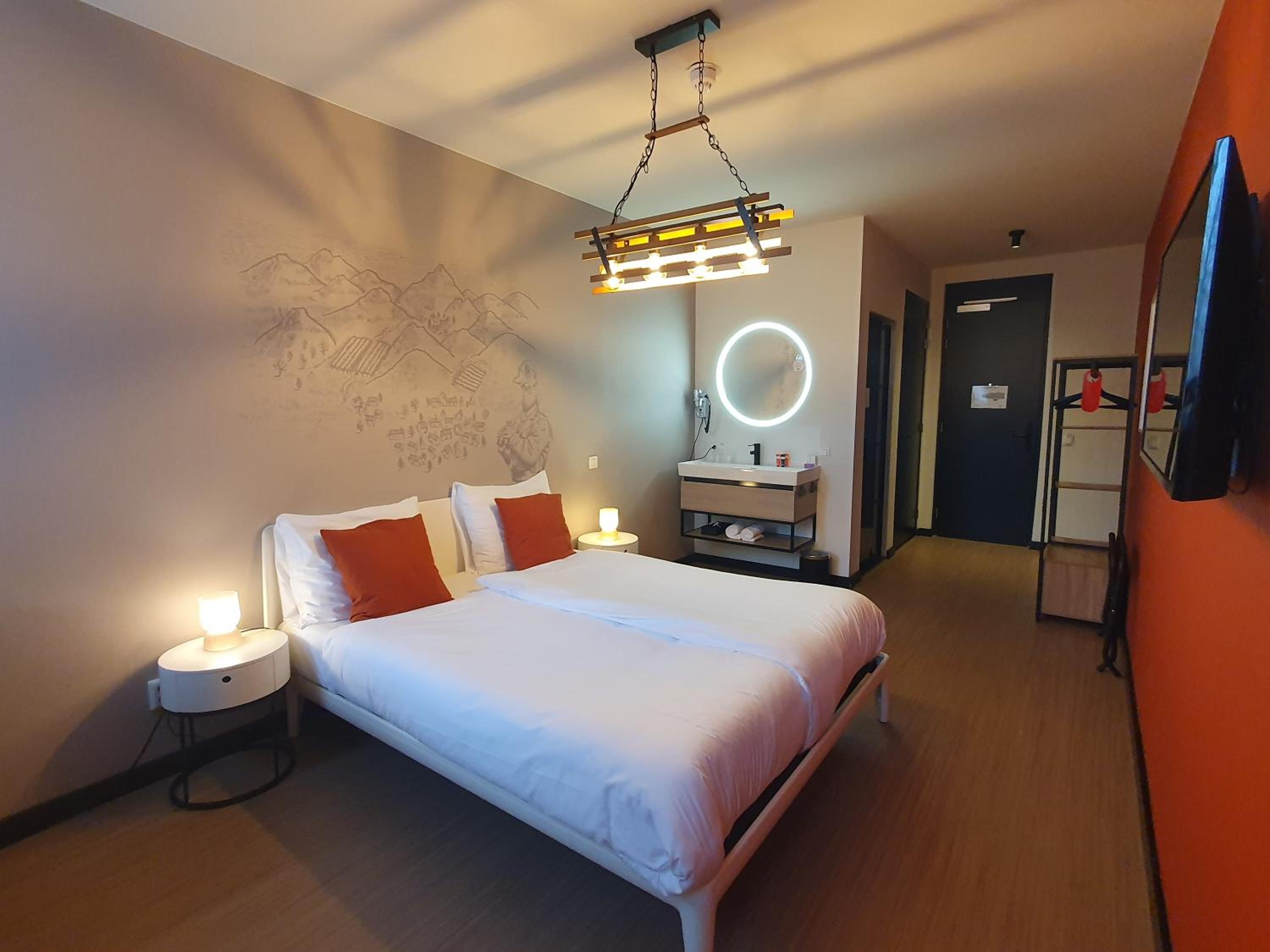 Comfort Room - Photo 11