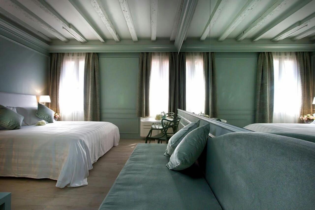 Superior Double or Twin Room photo 2