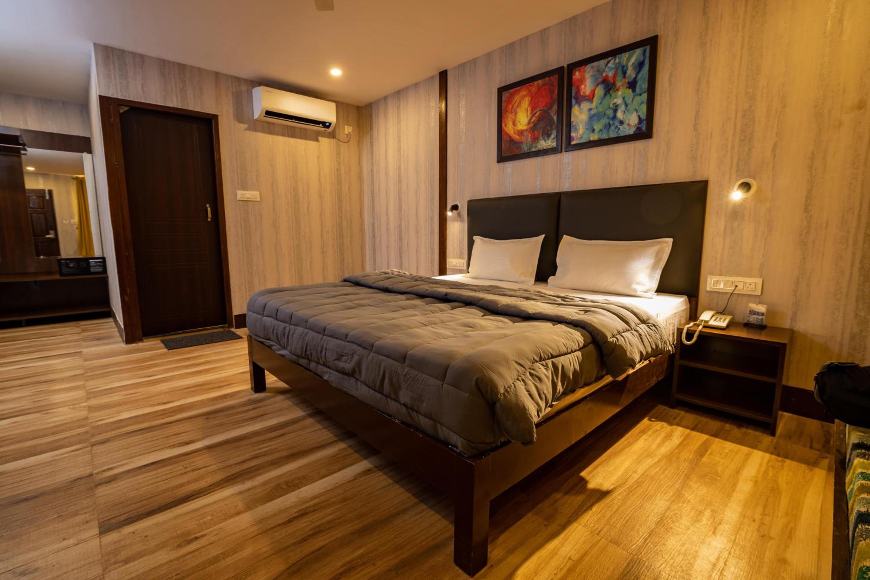 Premium Room - Photo 3