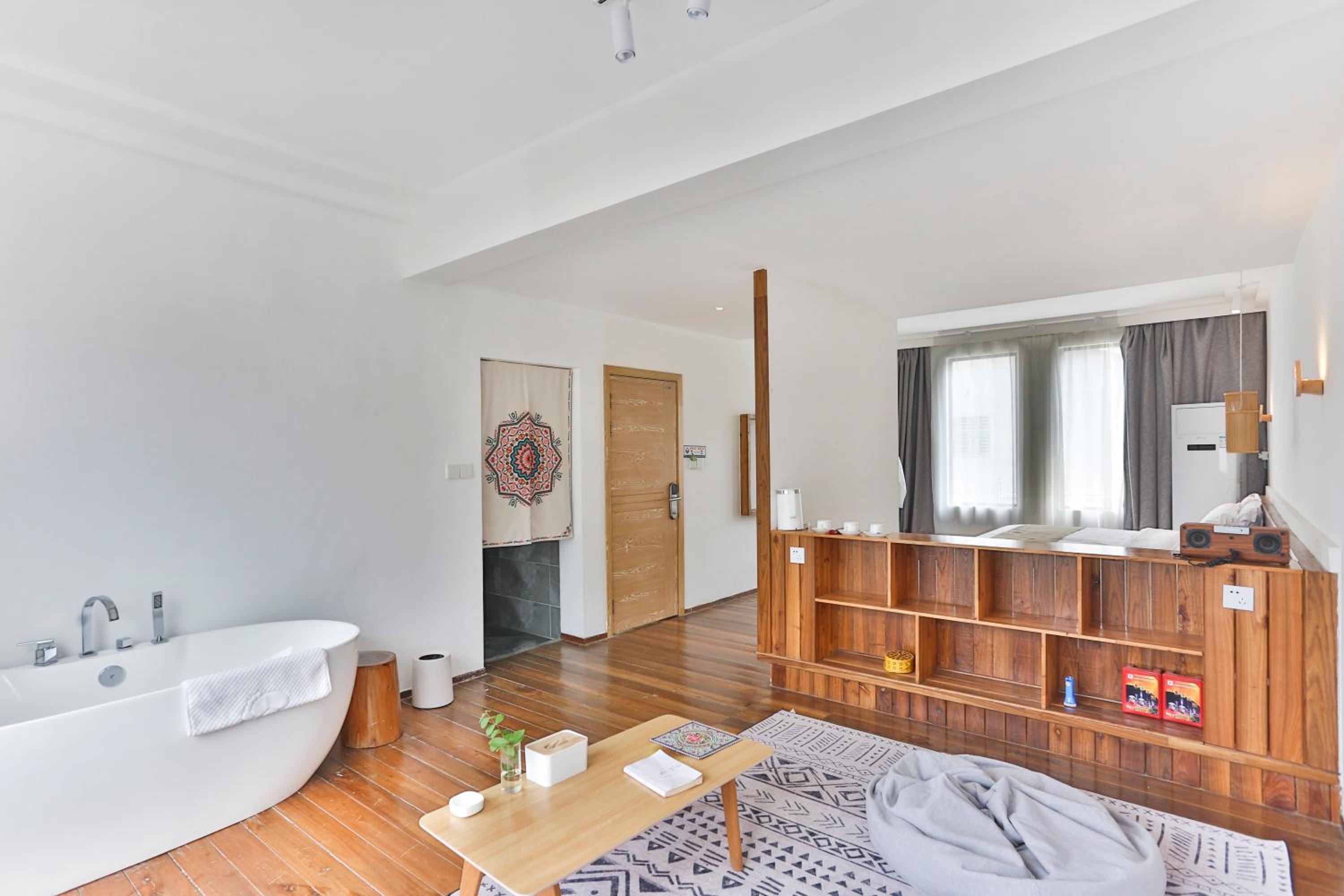 Family Suite with Mountain View photo 1