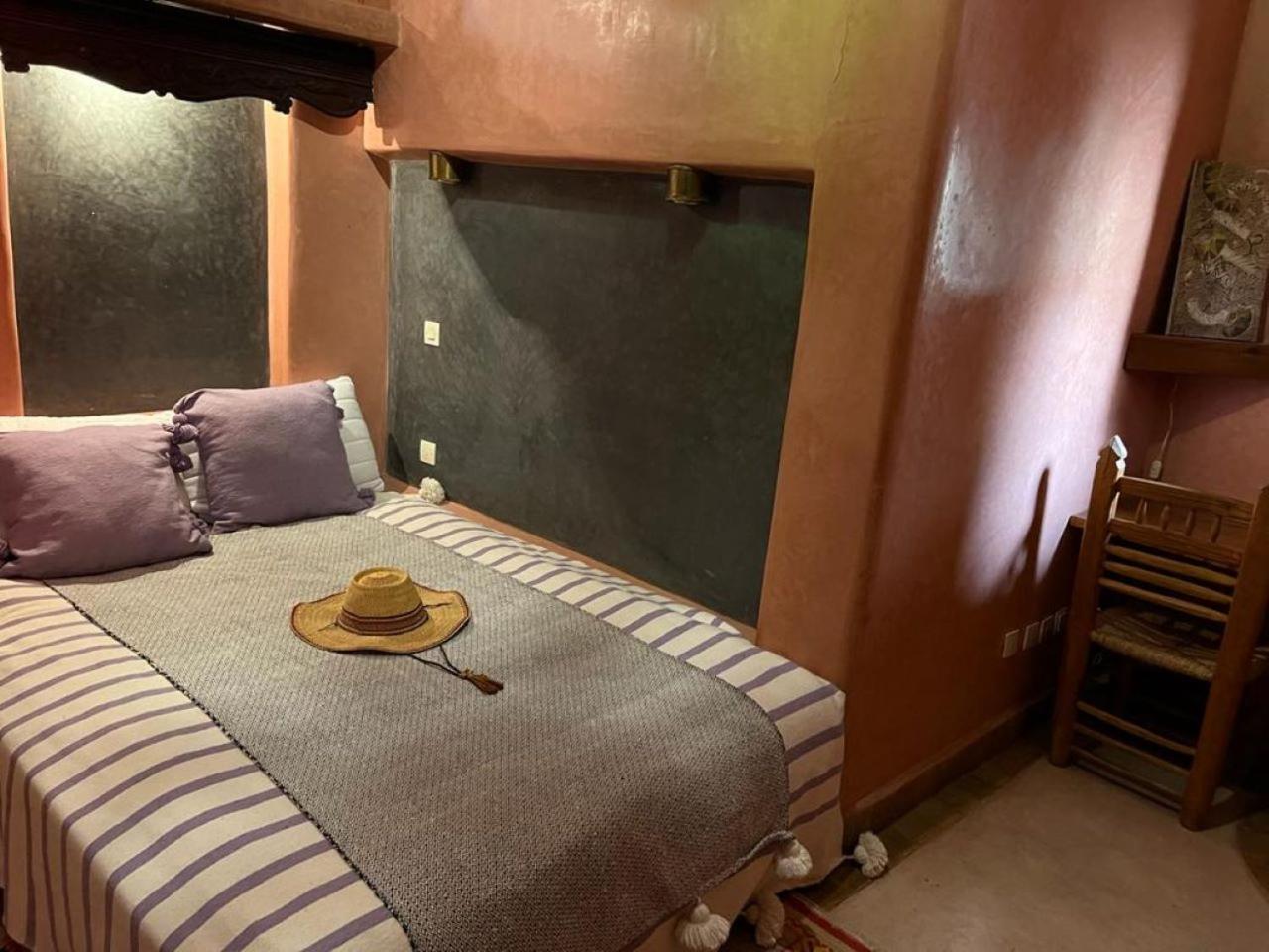 Double Room with Private Bathroom - Photo 3