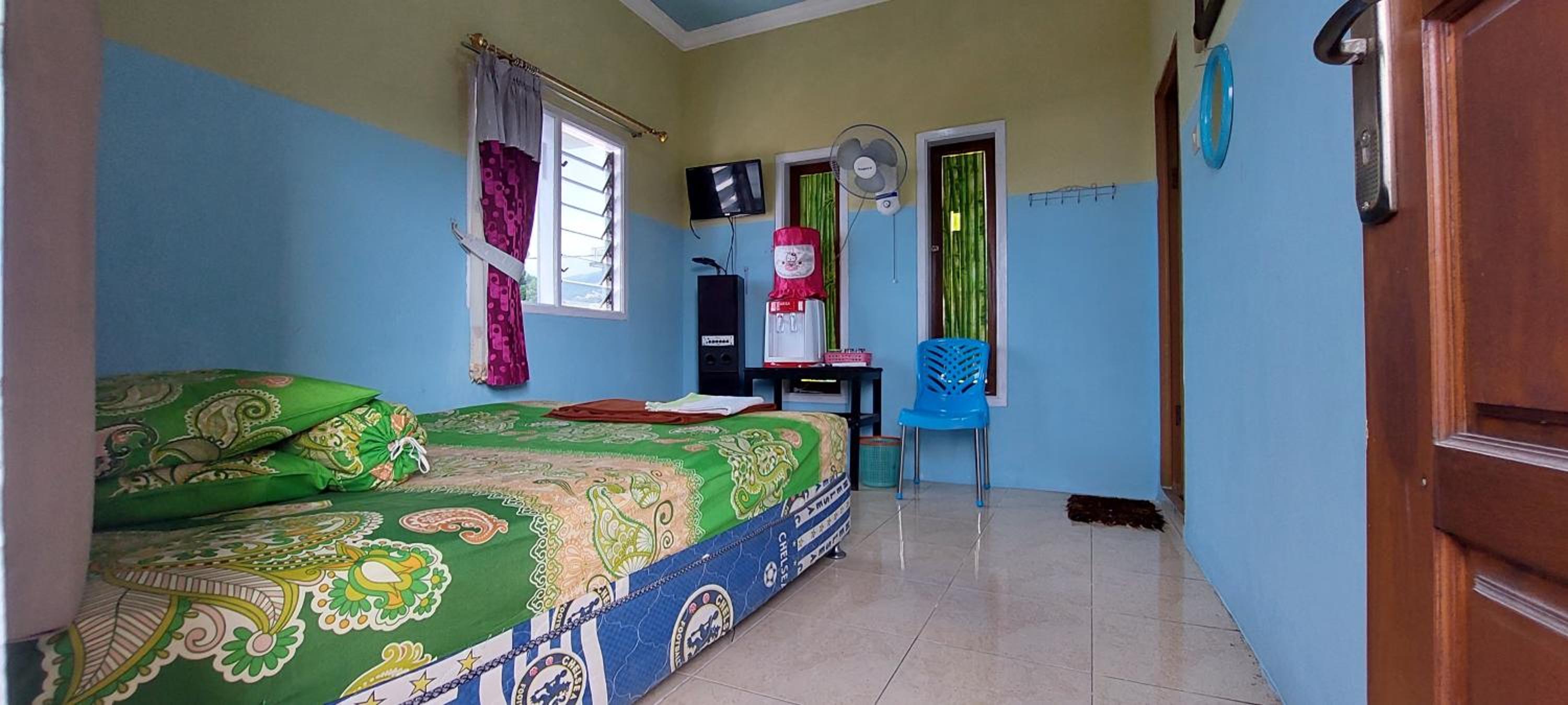 Budget Double Room photo 2
