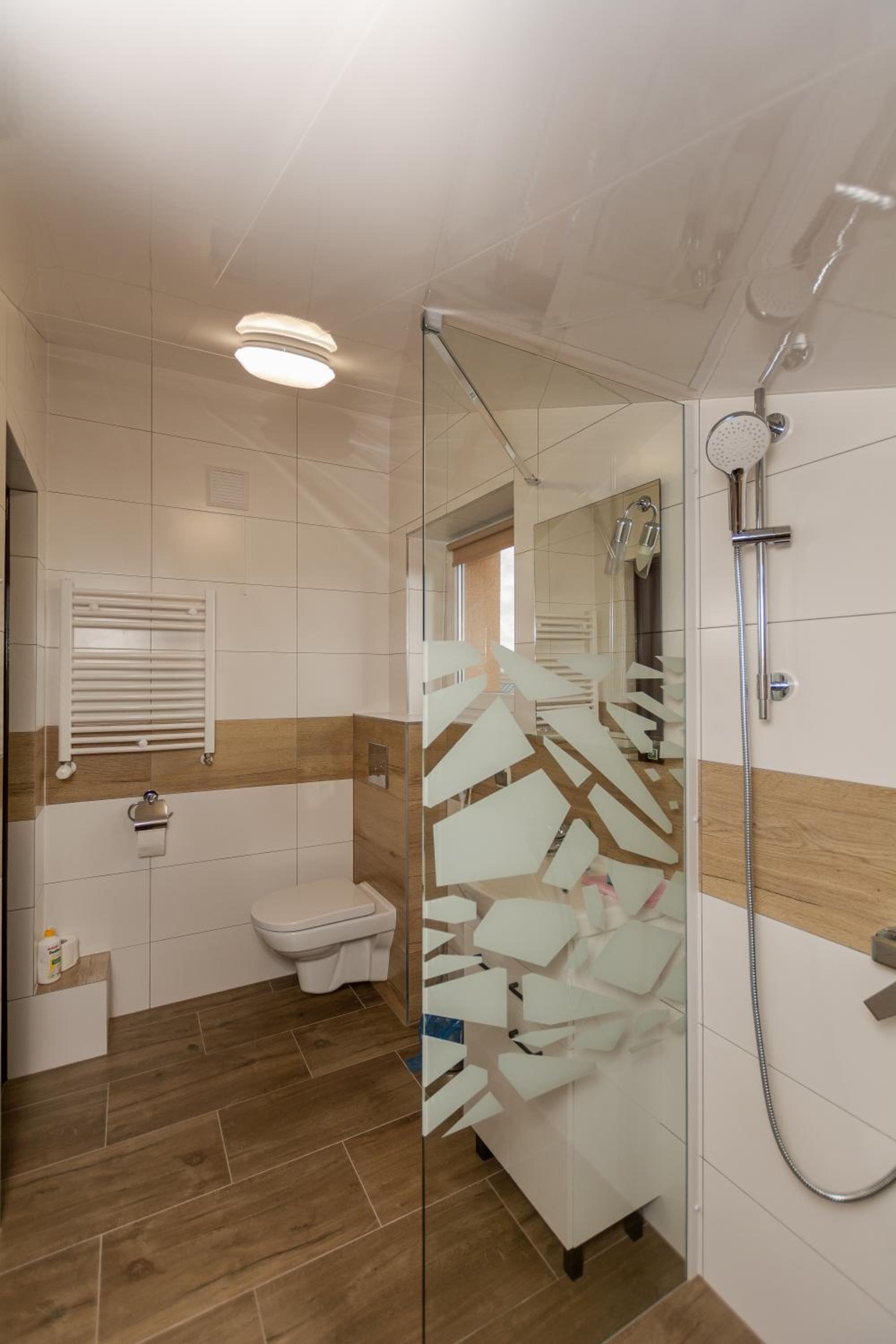 Double Room with Shared Bathroom photo 2